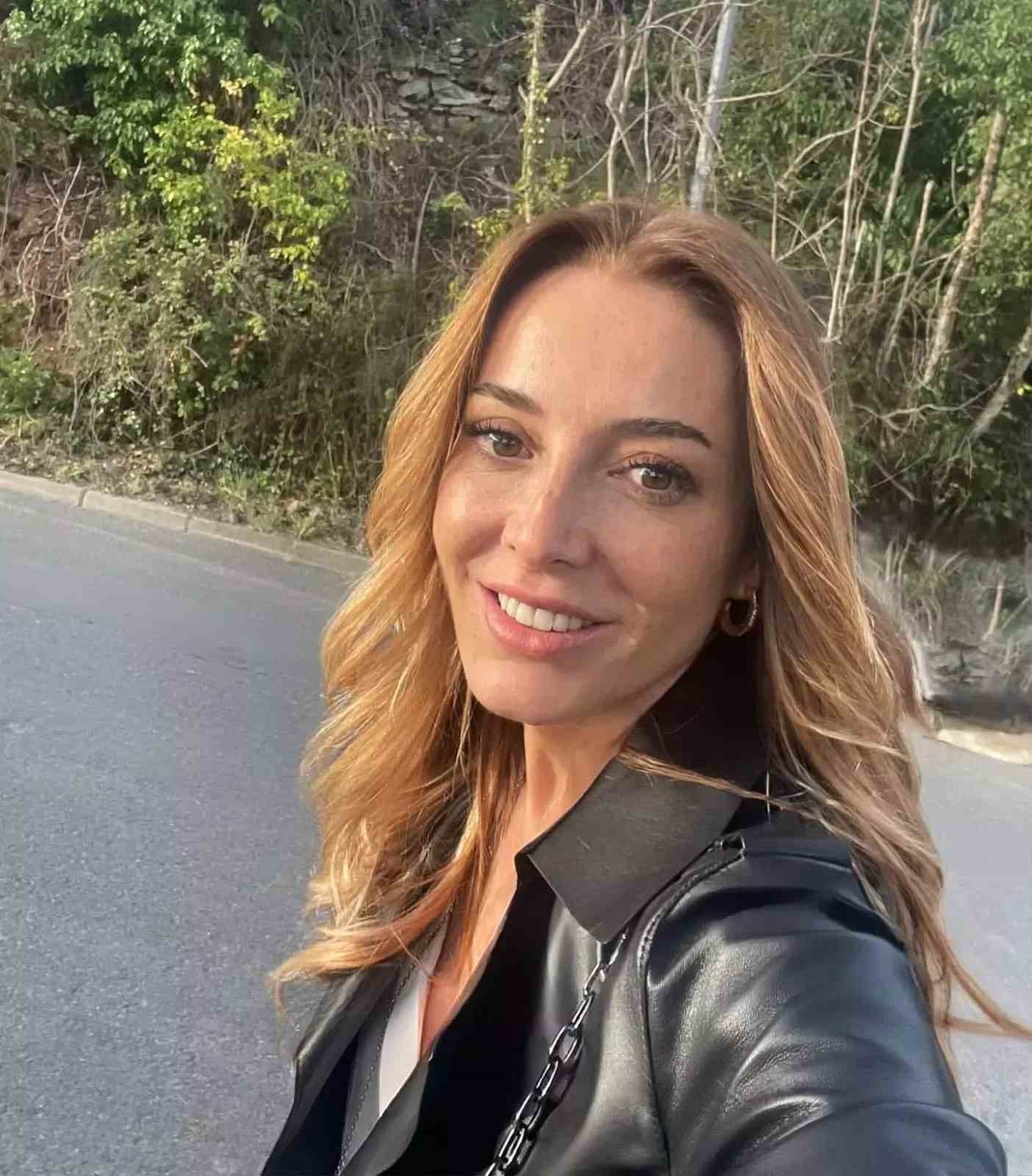 Eşini oyuncu Dolunay Soysert ile aldattığı iddia edilen Konda Araştırma Şirketi Yönetim Kurulu Başkanı’na 50 milyon lira tazminat talebi