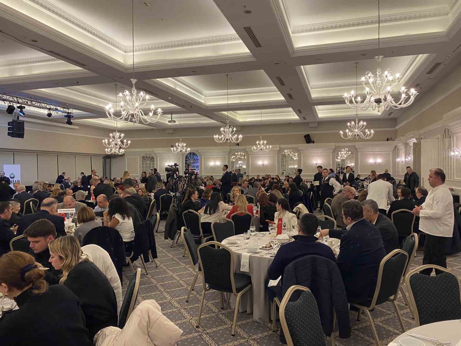 Bursa iş d&uuml;nyası BUSİAD&rsquo;ın geleneksel iftarında bir araya geldi
