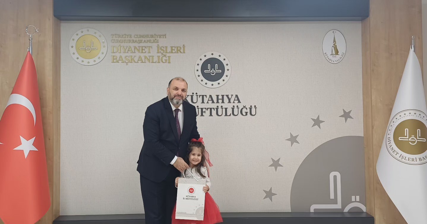 K&uuml;tahya&rsquo;da 4-6 yaş Kur&rsquo;an Kursu &ouml;ğrencileri İstiklal Marşı Yarışması&rsquo;nda dereceye girdi
