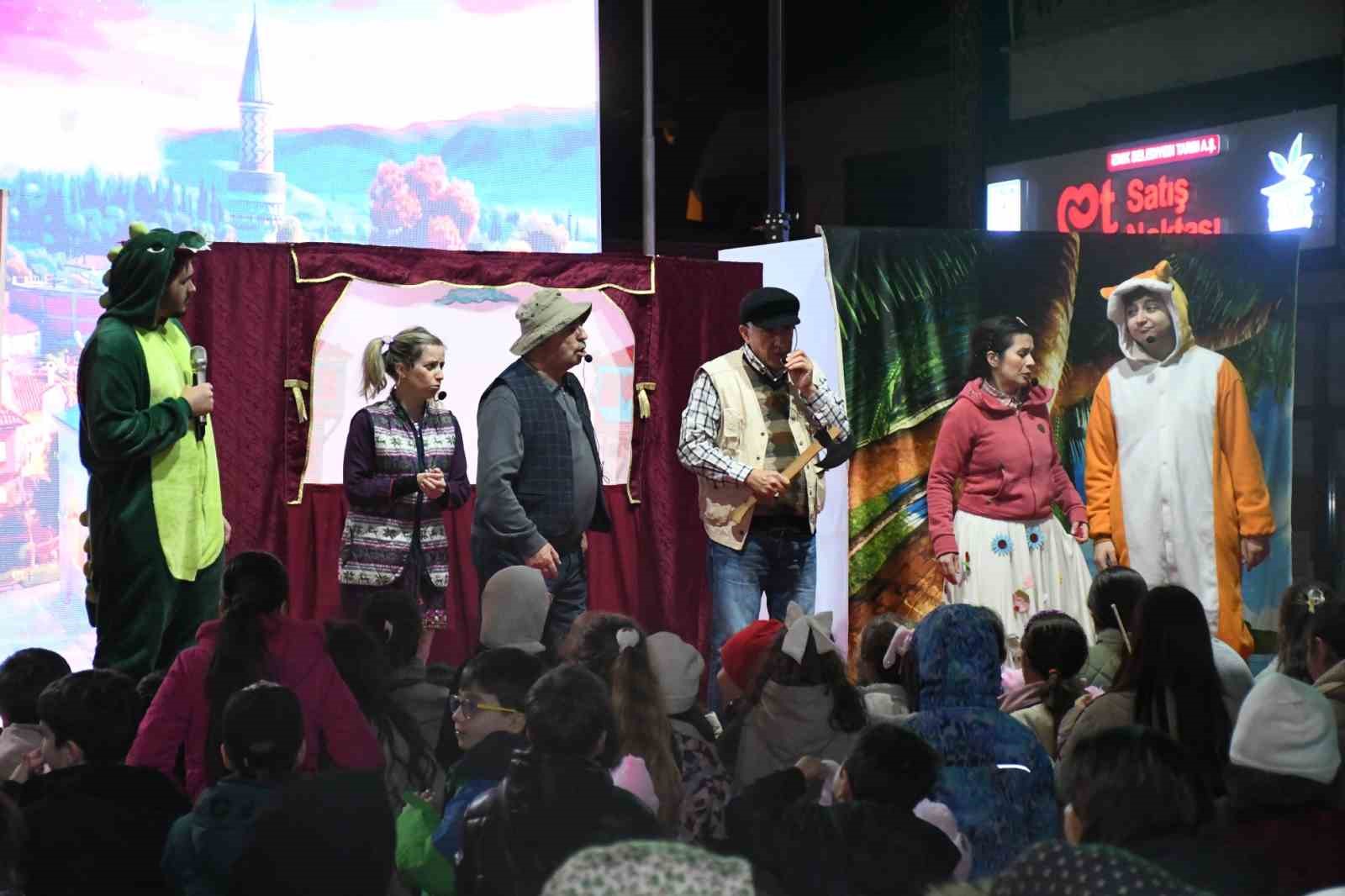 İznikli minikler Ramazan akşamlarında buluşuyor