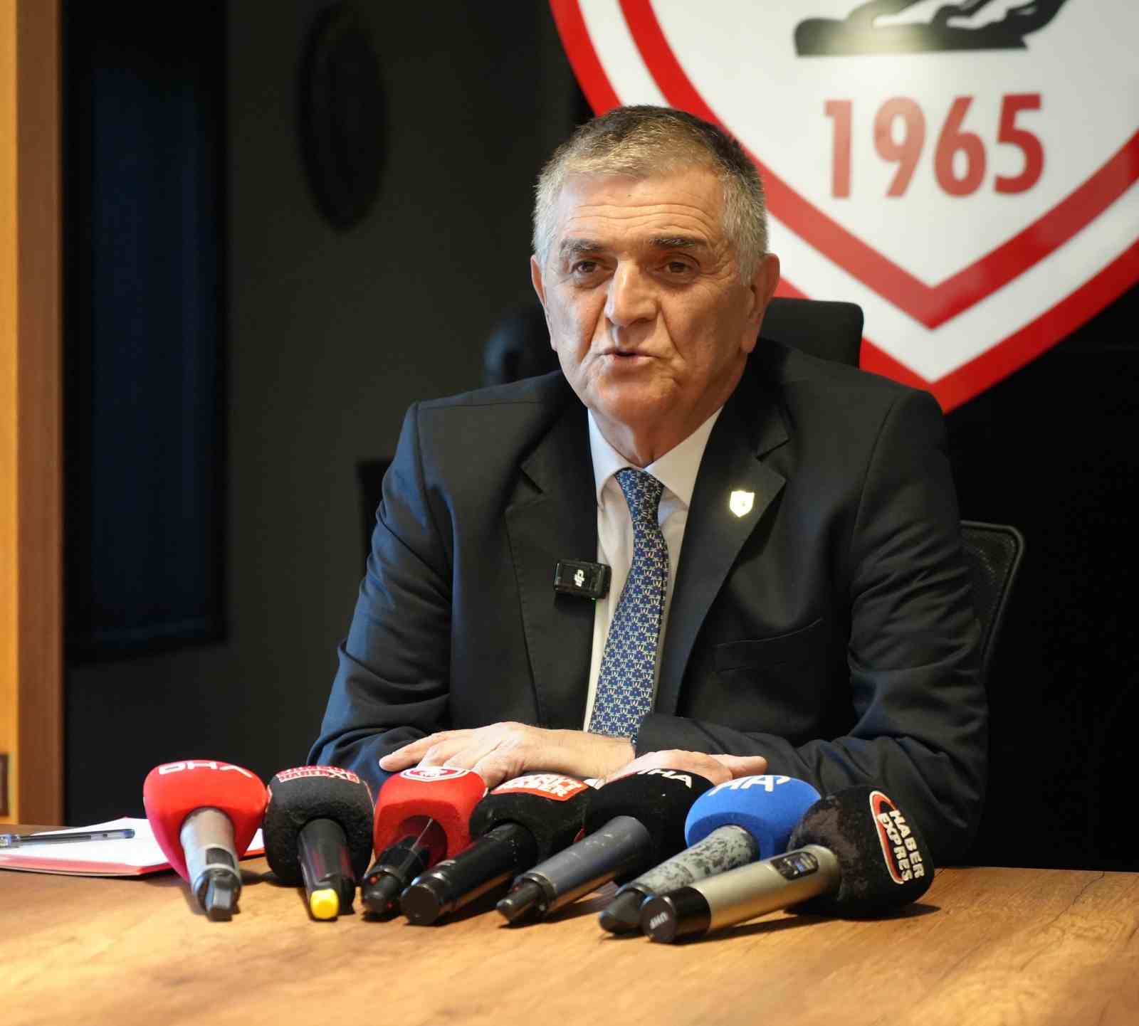 Suat Çakır: "Konferans Ligi’nde turu geçmek istiyoruz"