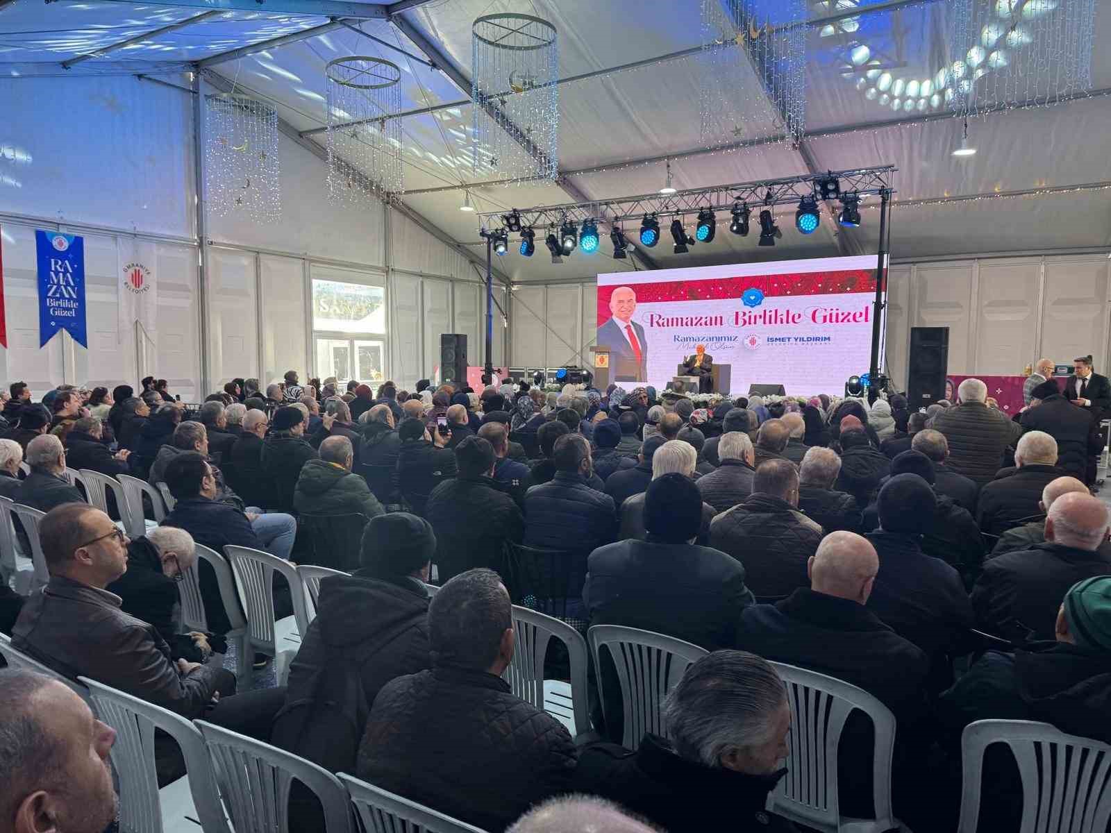 Ramazan coşkusu &Uuml;mraniye&rsquo;nin d&ouml;rt bir yanında yaşanıyor
