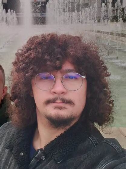 Bulgaristan&rsquo;da trafik kazasında hayatını kaybeden &Ccedil;anakkaleli gen&ccedil; son yolculuğuna uğurlandı
