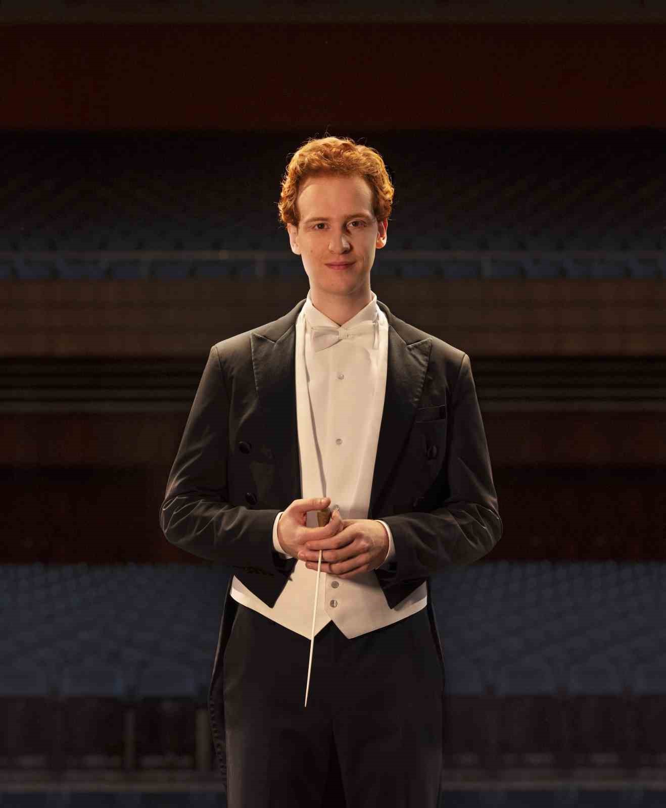 İDSO DenizBank Konserleri&rsquo;nde David Cohen ve Nicolo Umberto Foron aynı sahnede
