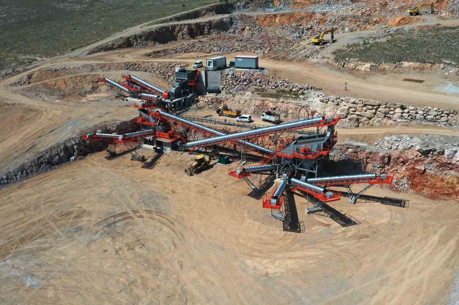 Başkan &Ccedil;olakbayrakdar: "Kayseri&rsquo;de tek, T&uuml;rkiye&rsquo;de sayılı agrega tesisimizle yeni rekora hazırlanıyoruz"
