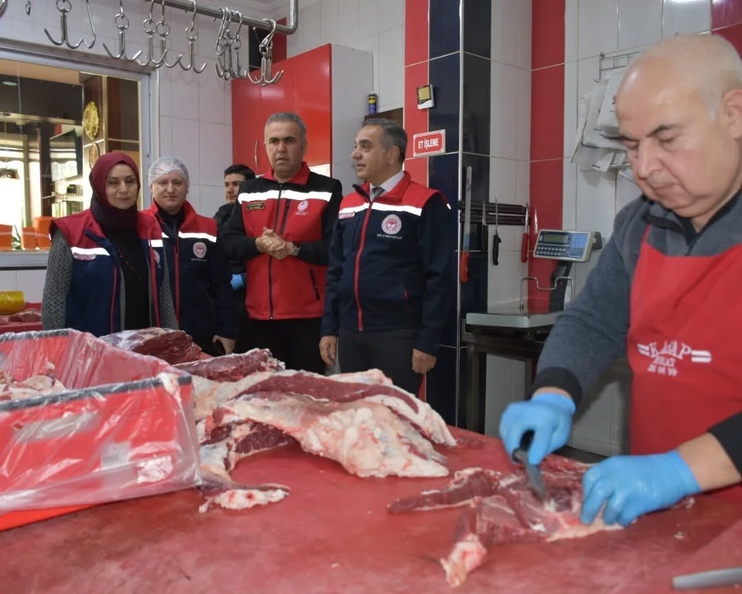 Ramazan&rsquo;da Efeler&rsquo;de gıda denetimi
