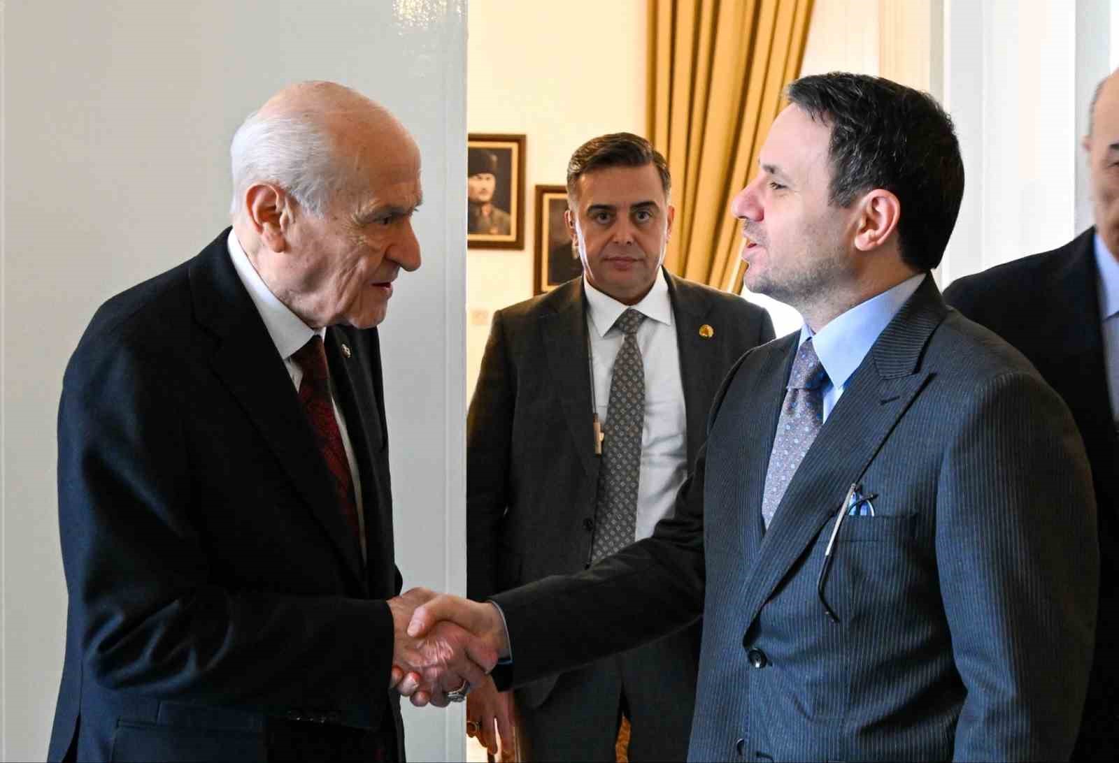 Bakan Gürlek, MHP lideri Bahçeli’yi ziyaret etti