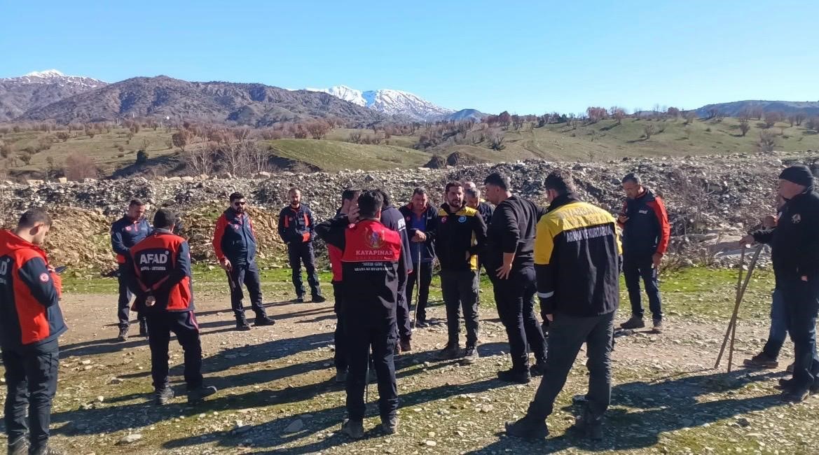 Kayıp yaşlı adam 17 g&uuml;nd&uuml;r aranıyor
