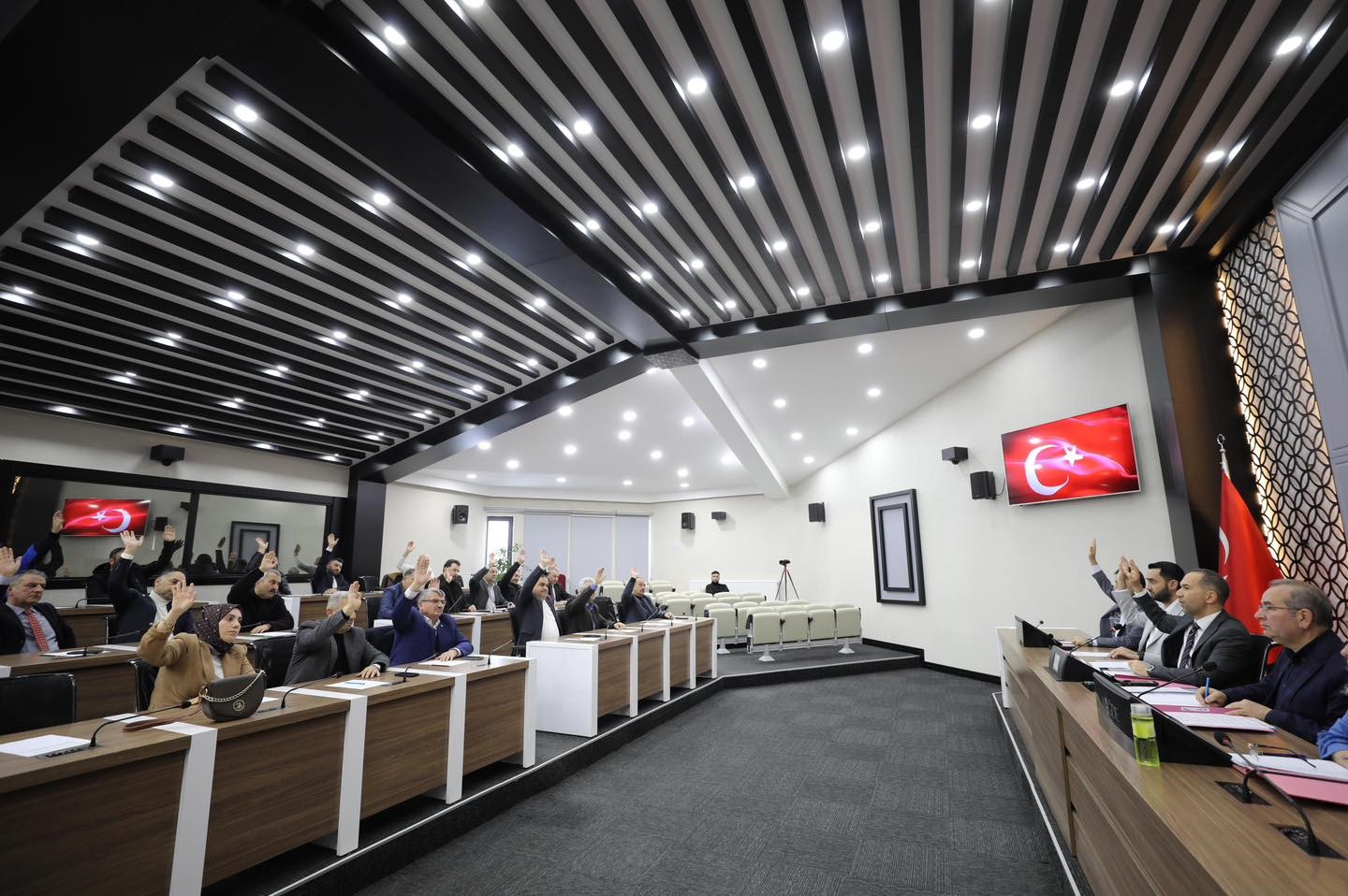 Niğde Belediyesi&rsquo;nden Gazze&rsquo;ye kardeşlik k&ouml;pr&uuml;s&uuml;
