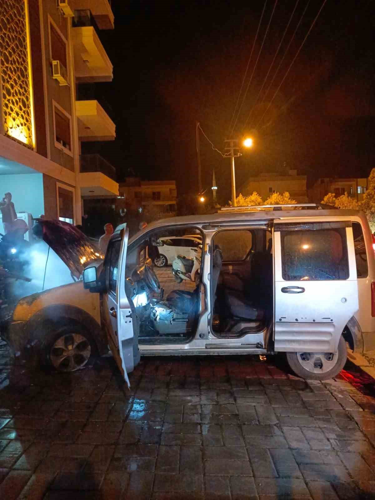 Gazipaşa’da araç yangını