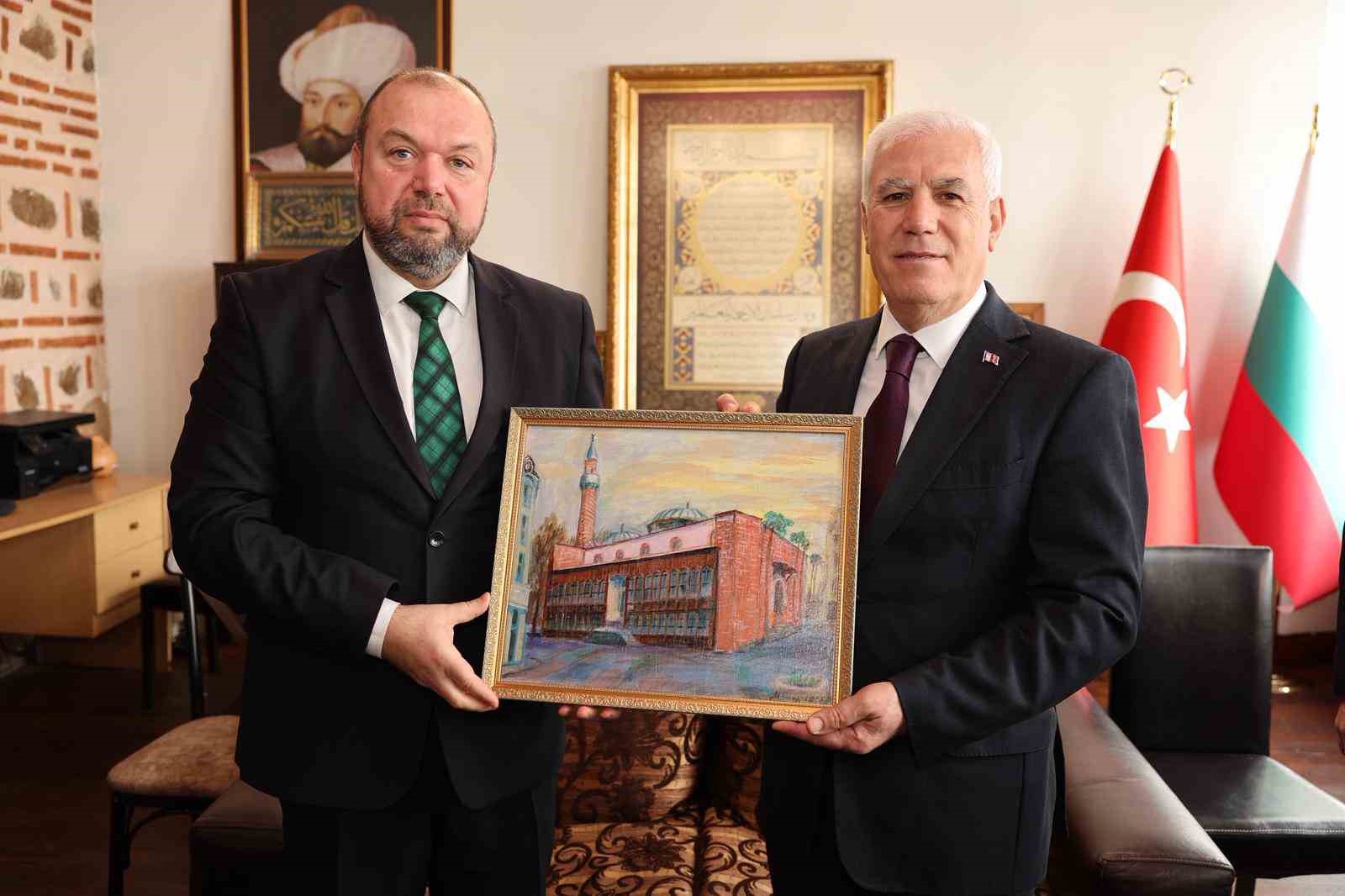 Balkanlarda Bursa r&uuml;zgarı
