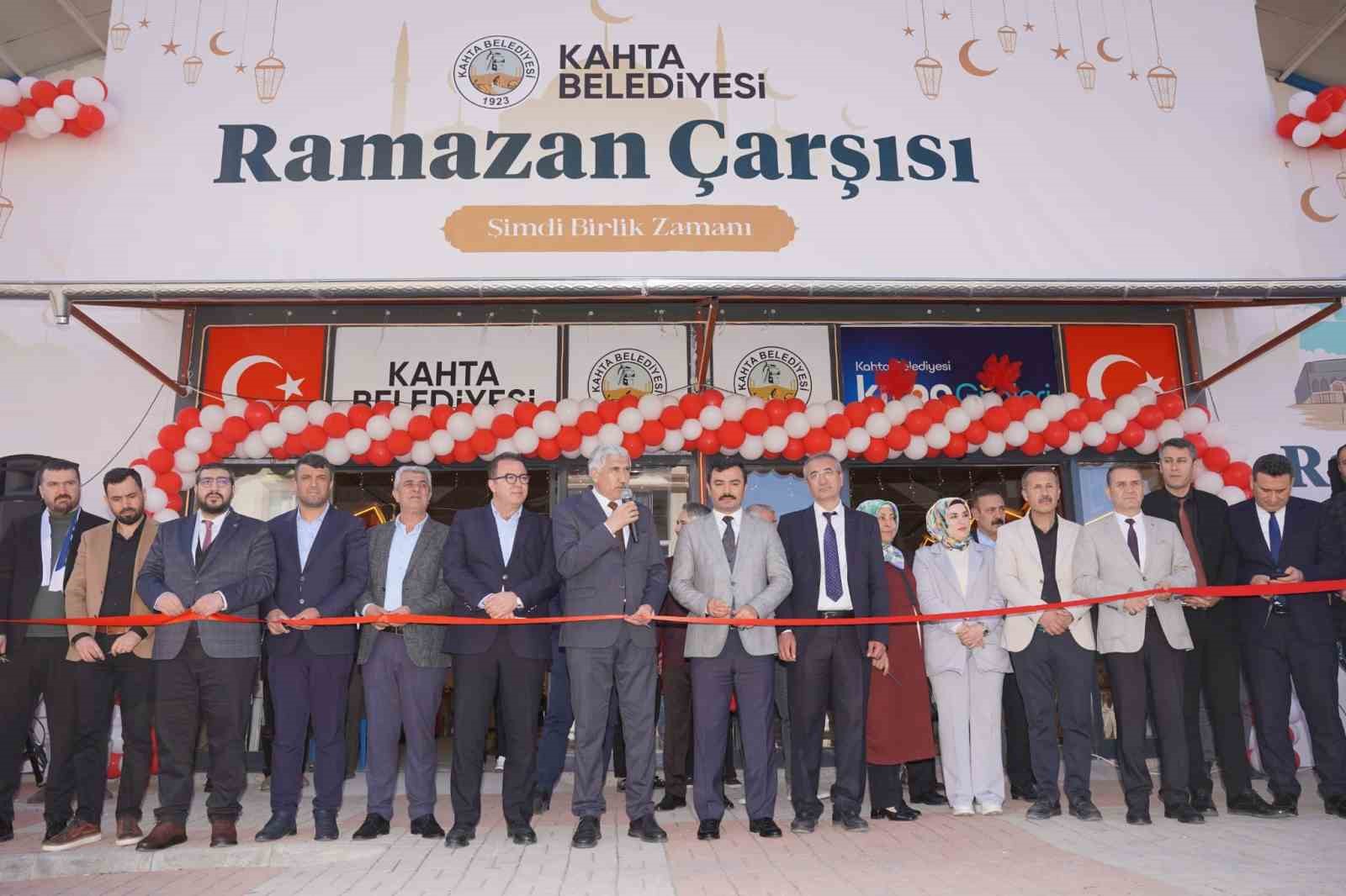Kahta’da Ramazan Çarşısı’nın resmi açılışı gerçekleştirildi