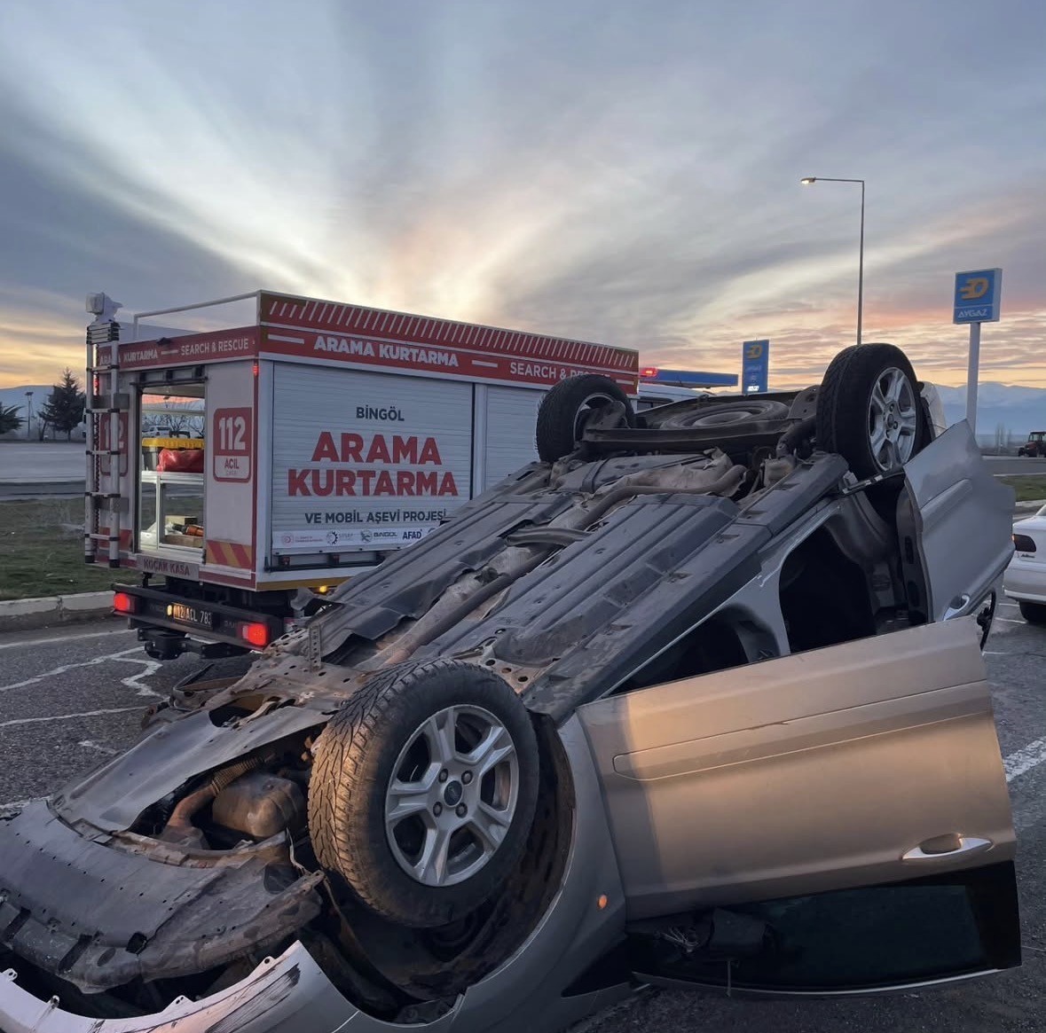 Bing&ouml;l&rsquo;de trafik kazasında ara&ccedil; ters d&ouml;nd&uuml;: 1 yaralı
