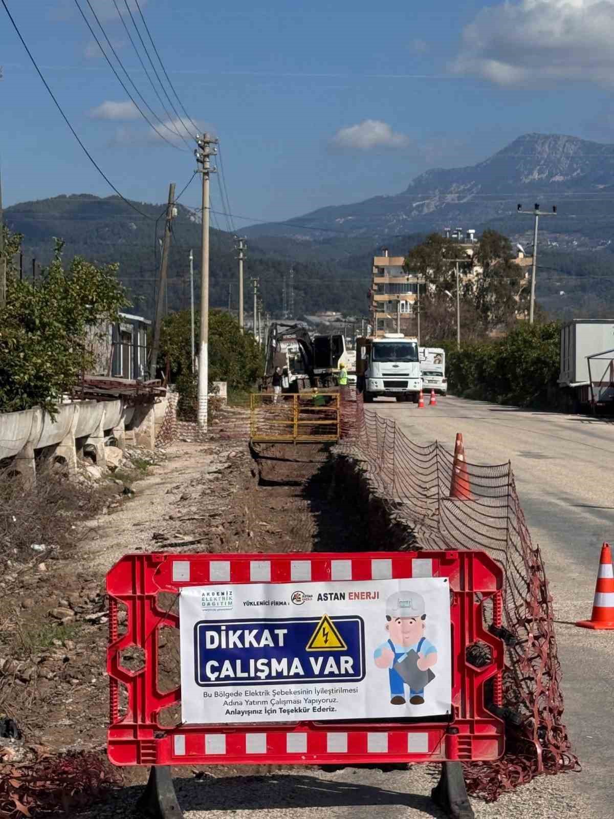 AEDAŞ&rsquo;tan Kumluca&rsquo;ya 558 milyon TL&rsquo;lik şebeke yatırımı
