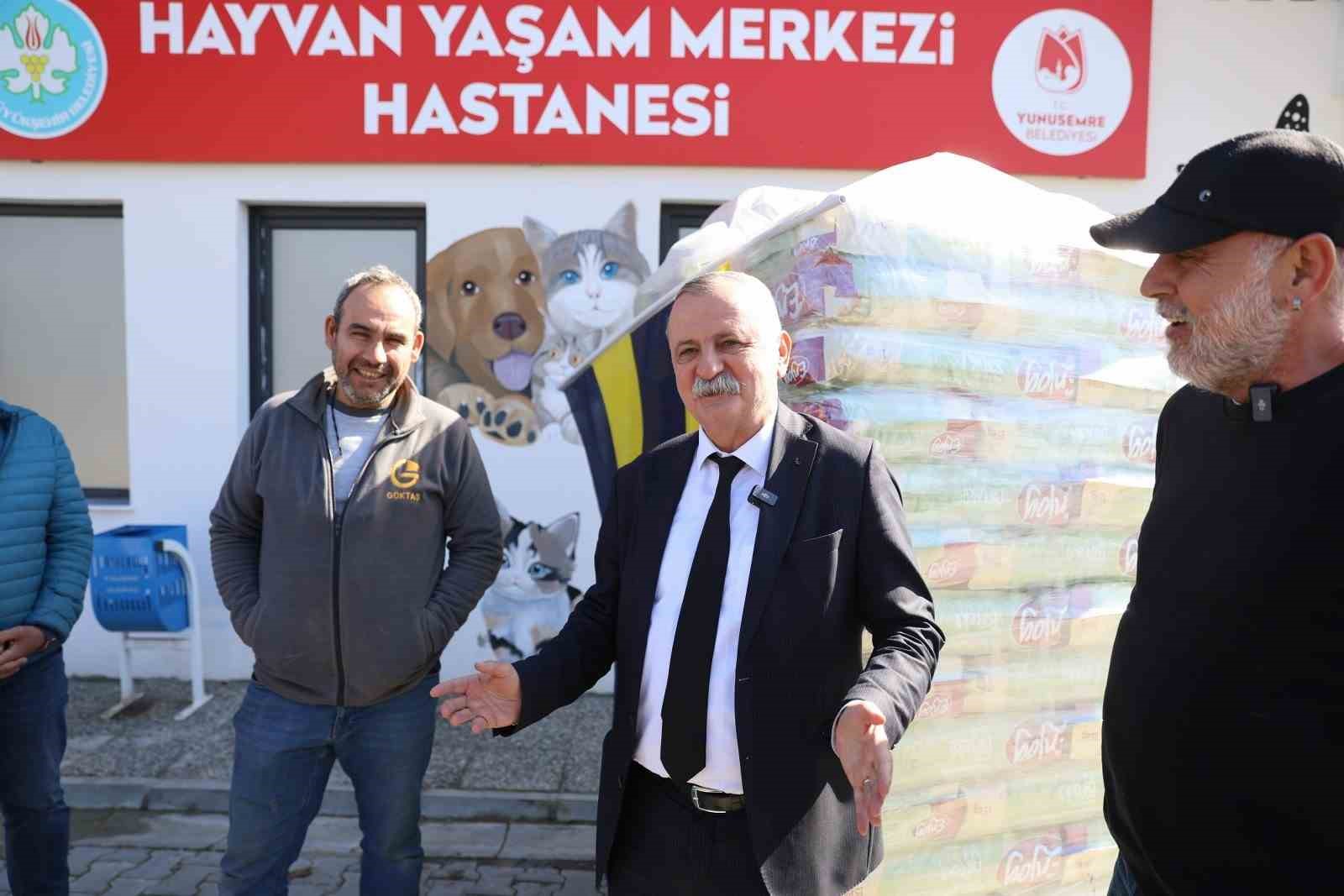 Fenerbahçeliler’den can dostlar için anlamlı bağış