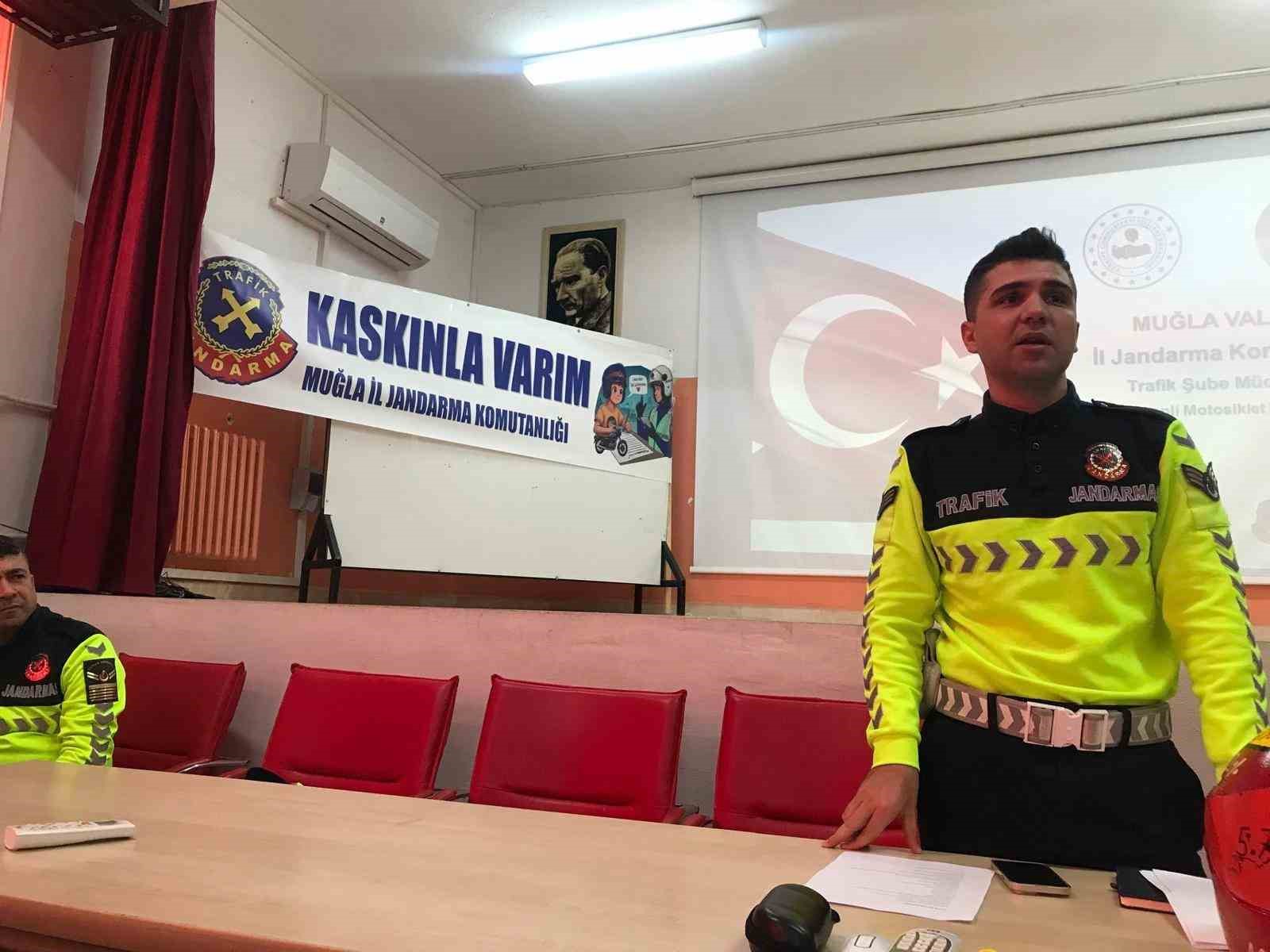 Köyceğiz’de lise öğrencilerine yönelik ‘Trafik Eğitimi’ semineri düzenlendi