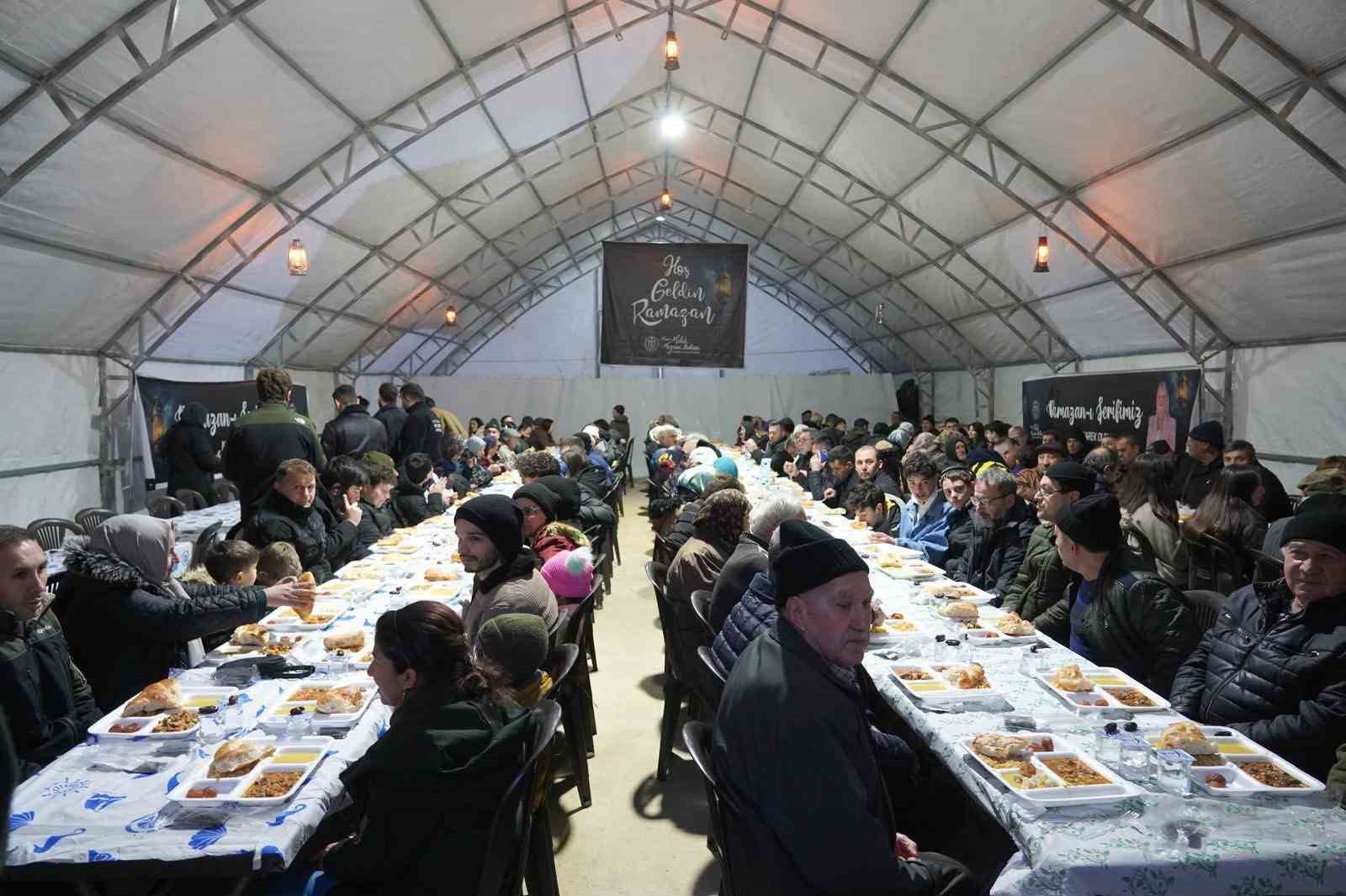 Bilecik&rsquo;te iftar sofrasında binlerce kişi buluşuyor
