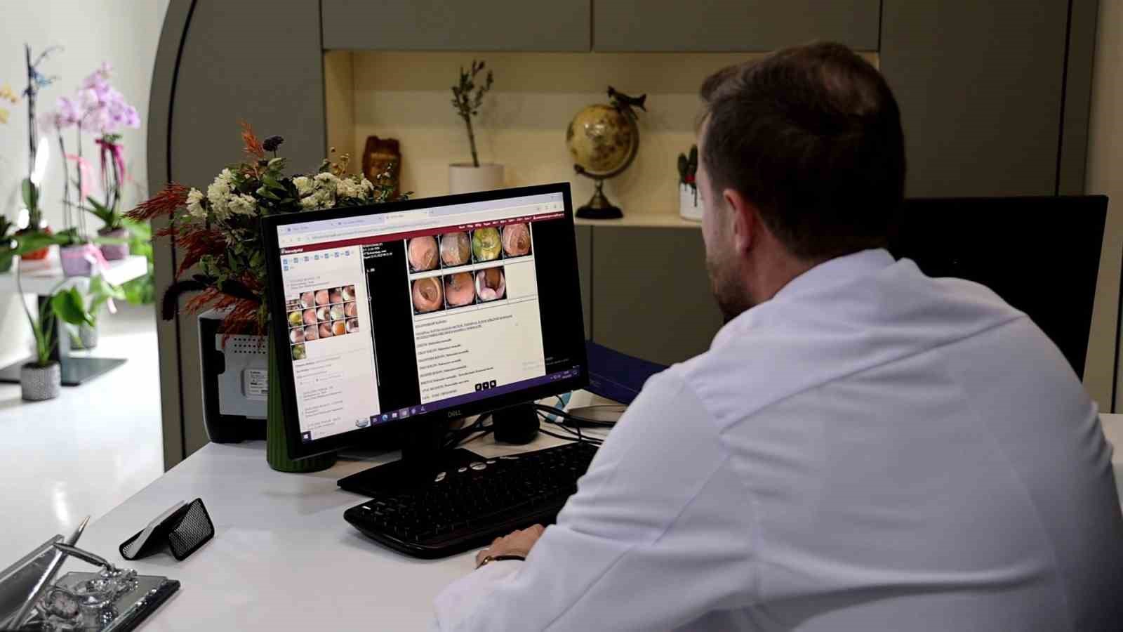 Uzmanı a&ccedil;ıkladı: "Oru&ccedil; tutmak v&uuml;cudu dinlendirip bir&ccedil;ok fayda sağlıyor"
