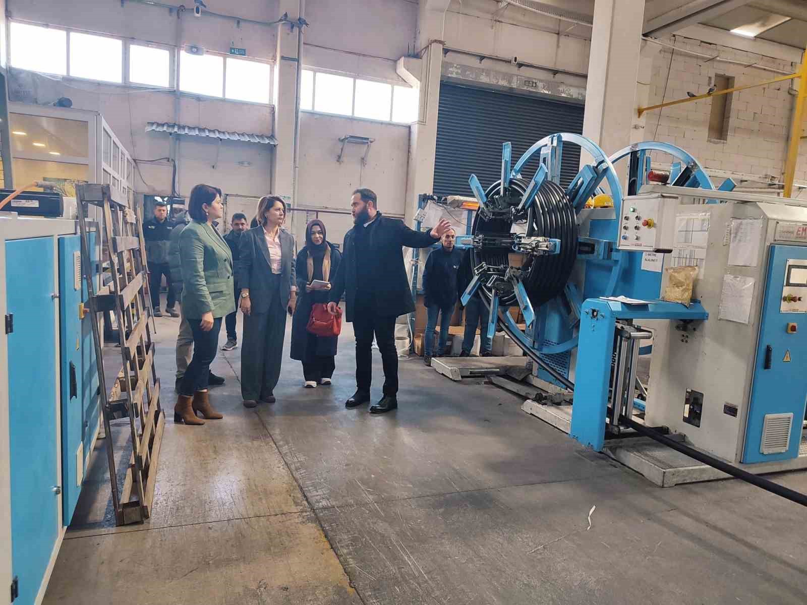 Altıntaş&rsquo;ta okul-sanayi iş birliğini g&uuml;&ccedil;lendirme &ccedil;alışmaları
