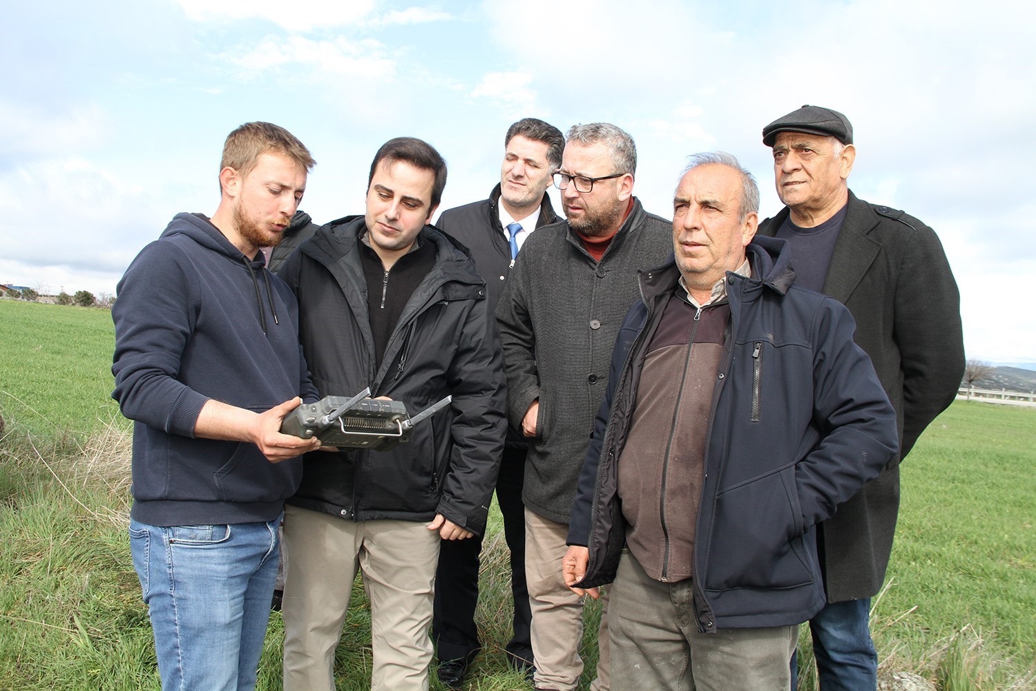 Kaymakam Altuntaş drone ile g&uuml;breleme &ccedil;alışmalarını inceledi
