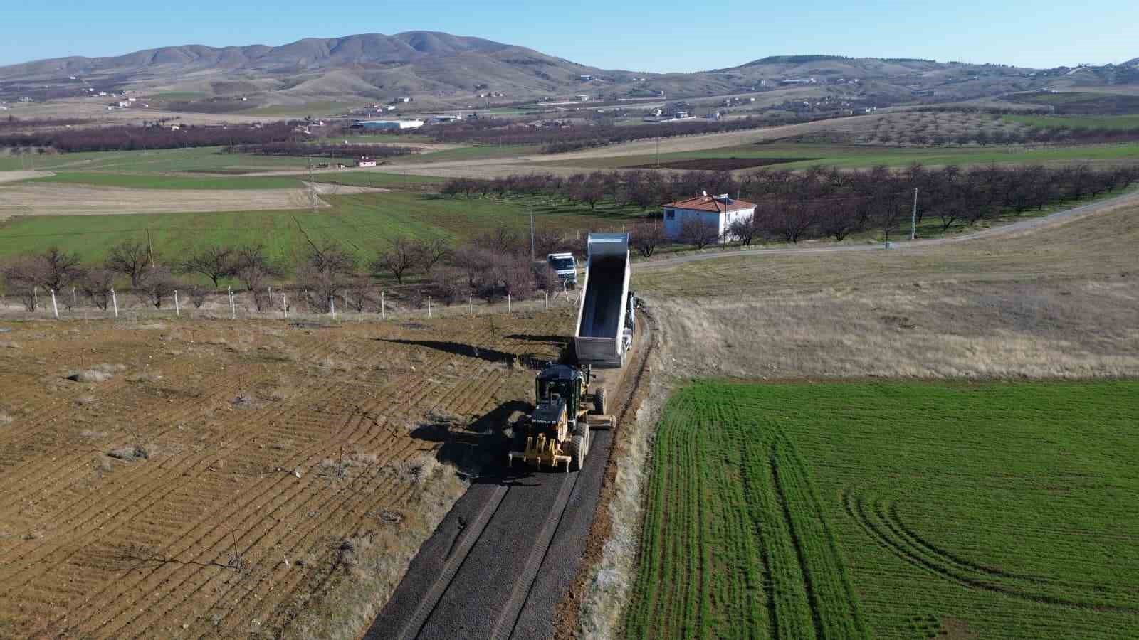 Battalgazi Belediyesi Yenice Mahallesi’nde alt serim çalışması yaptı