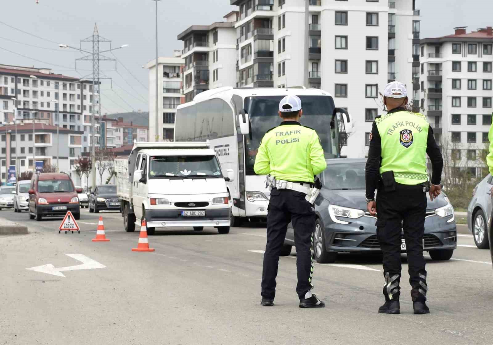 Ordu’da bir haftada 17 binden fazla araç ve sürücüsü denetlendi