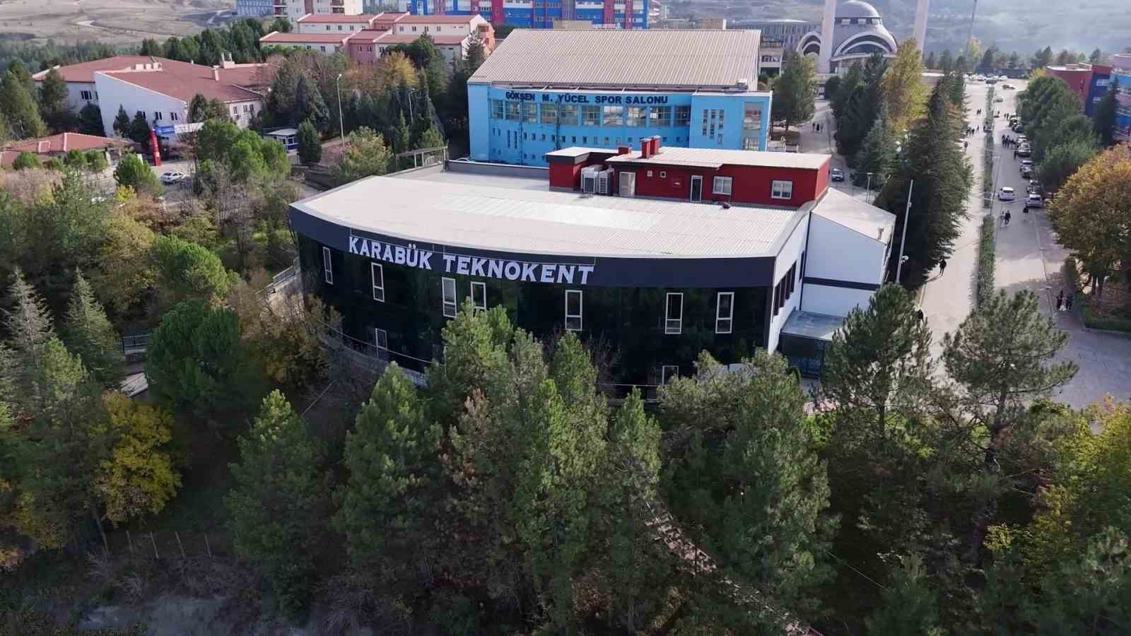 Karab&uuml;k&rsquo;ten 4 &uuml;lkeye sağlık yazılımı ihracı
