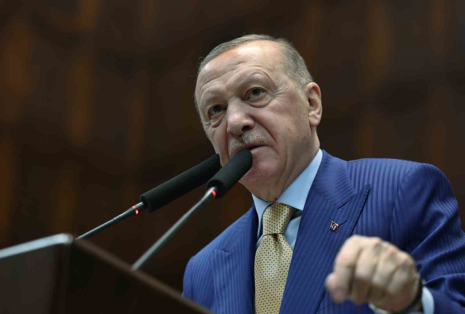 Cumhurbaşkanı Erdoğan: "S&uuml;recin yeni aşamasını uhulet ve suhuletle y&ouml;neterek Ter&ouml;rs&uuml;z T&uuml;rkiye ve ter&ouml;rs&uuml;z b&ouml;lge hedefimize vasıl olacağız" (2)
