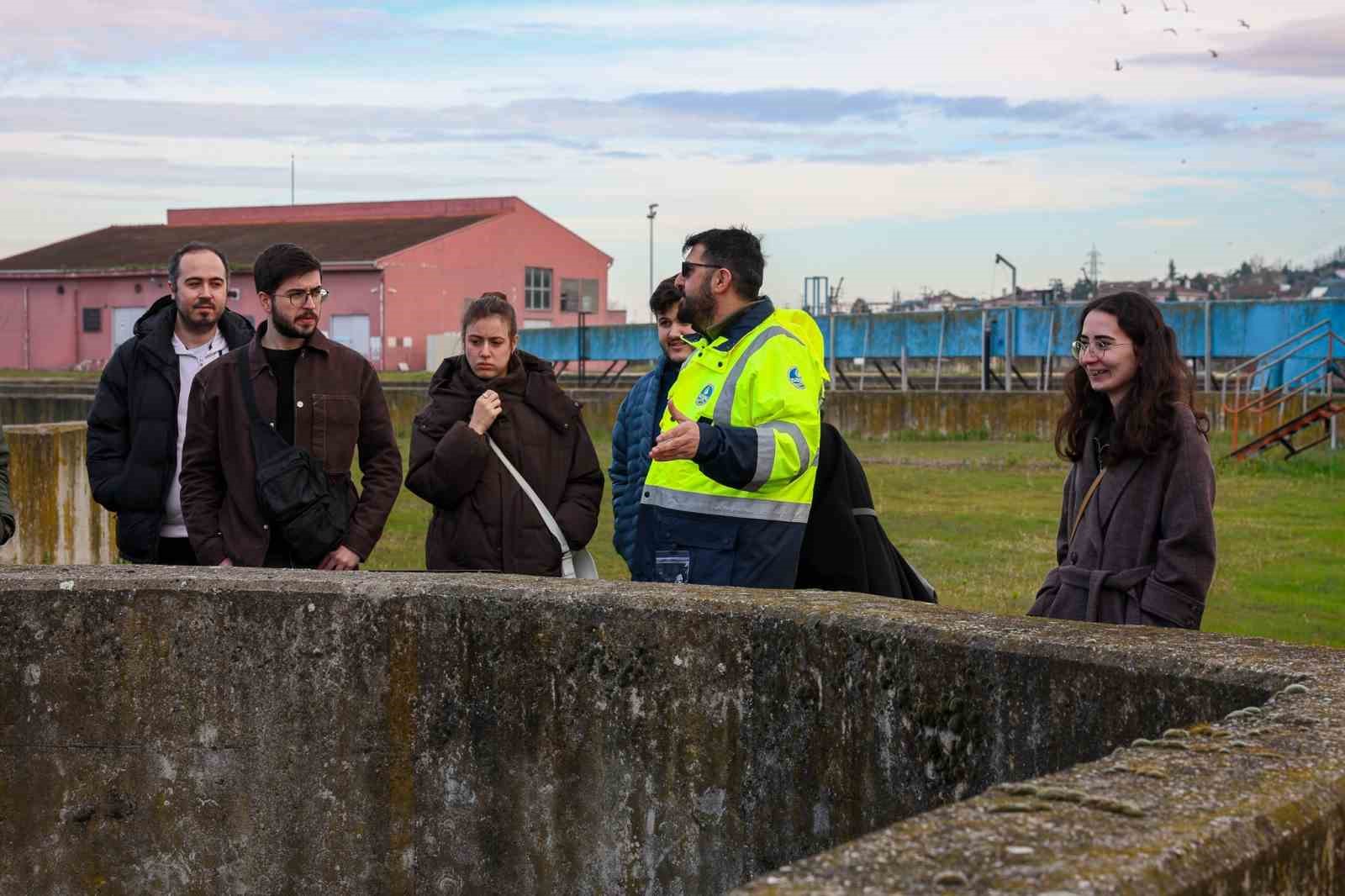 Geleceğin doktorlarına su ve atık su y&ouml;netimi yerinde anlatıldı
