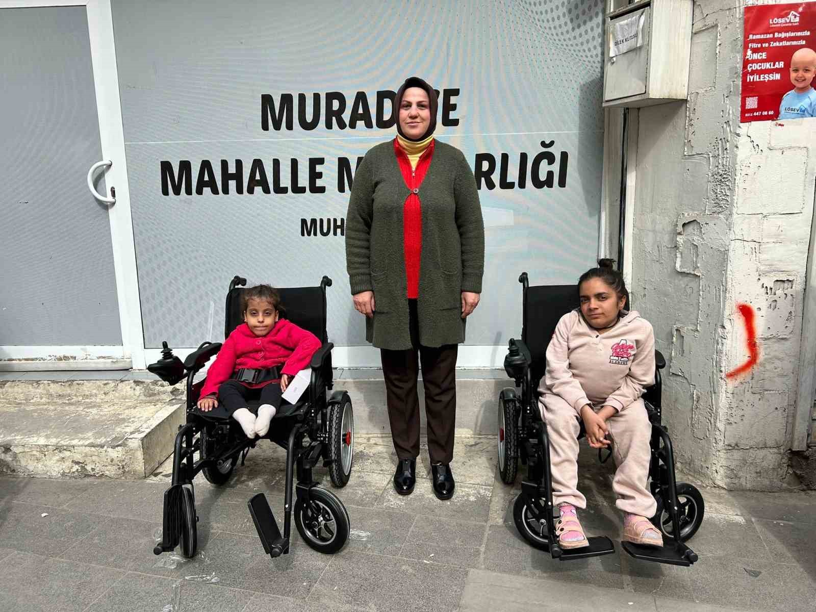 Diyarbakır&rsquo;da engelli kızlara ak&uuml;l&uuml; sandalye desteği
