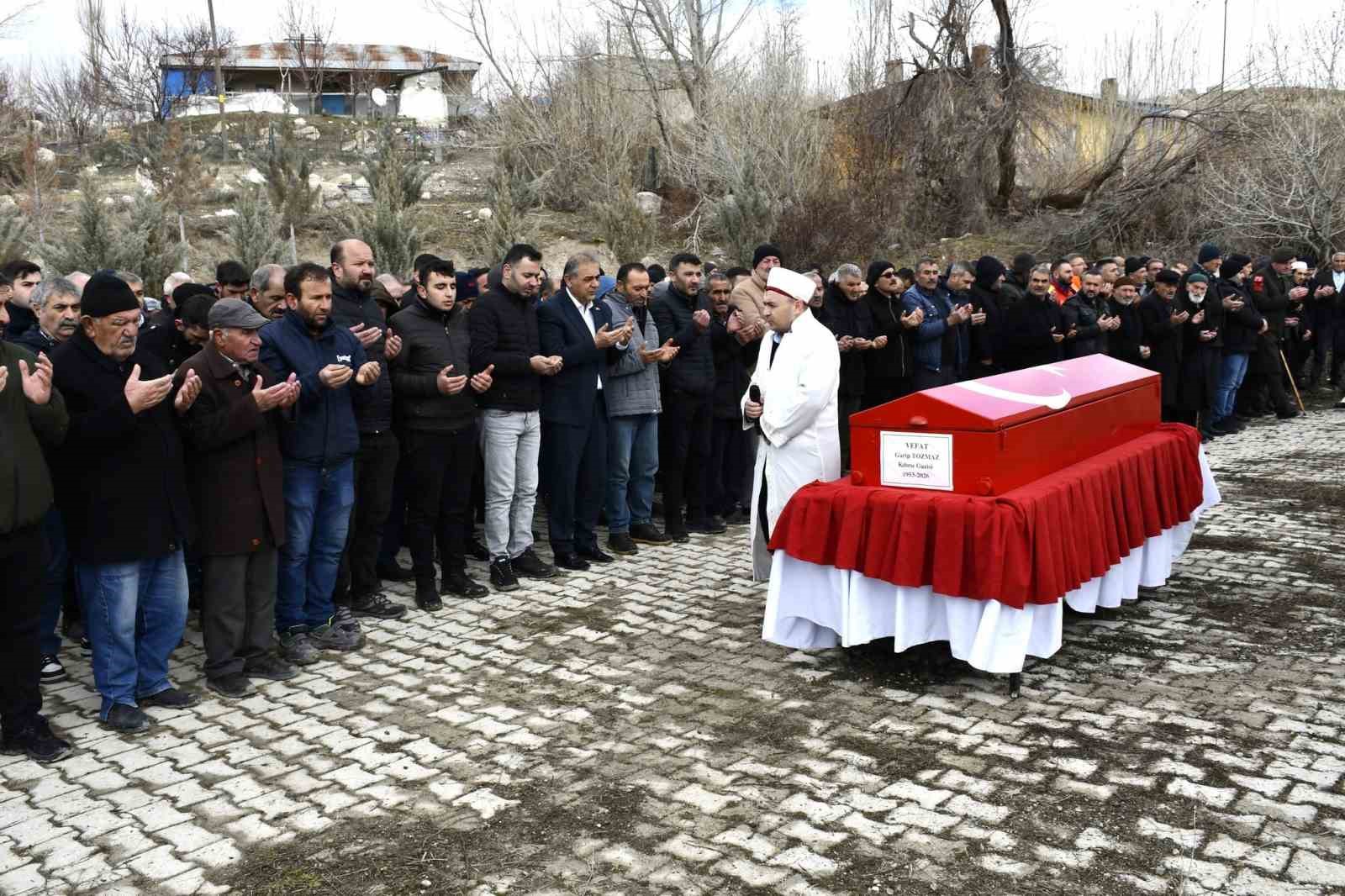 Sivaslı Kıbrıs gazisi son yolculuğuna uğurlandı
