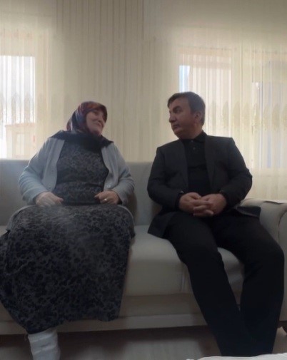 Bir ömre sığan fedakârlık: 11 kardeşe hem abla hem anne oldu