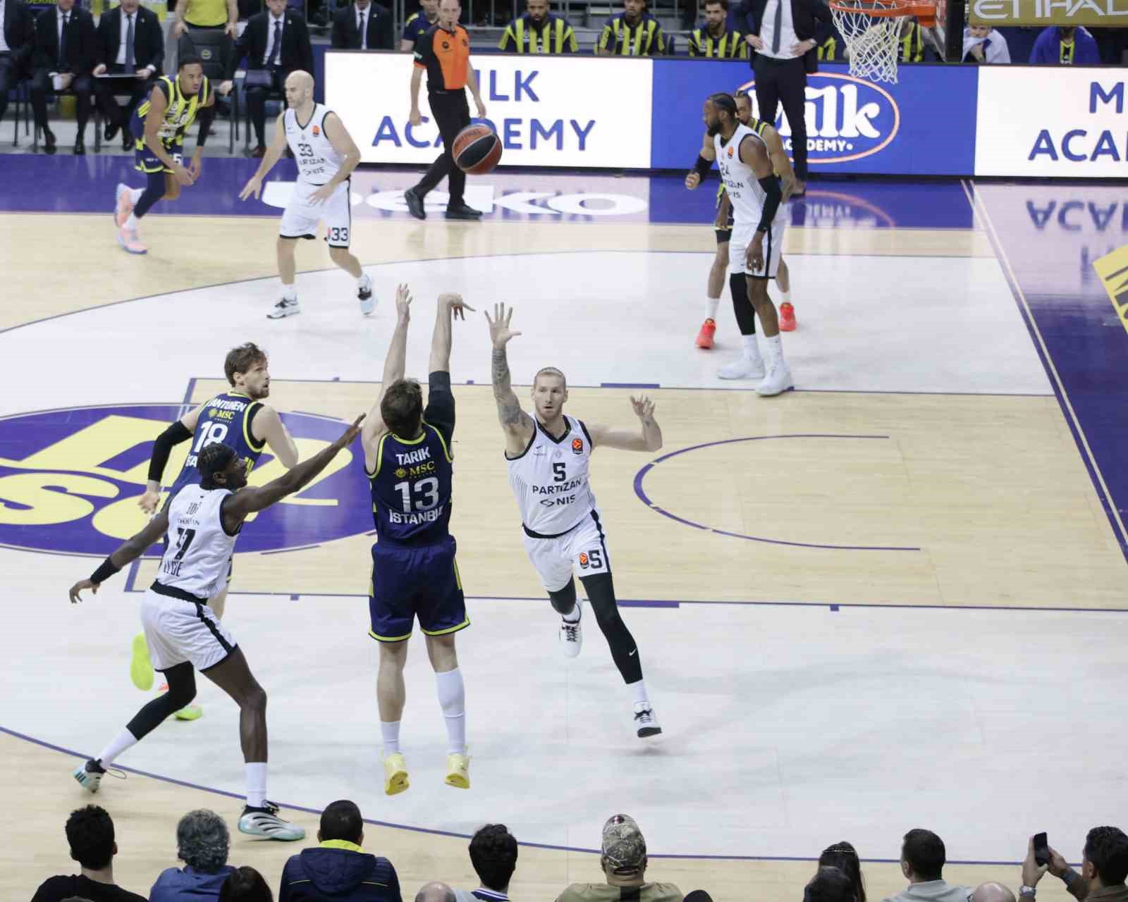 Euroleague: Fenerbah&ccedil;e: 81 - Partizan: 78 