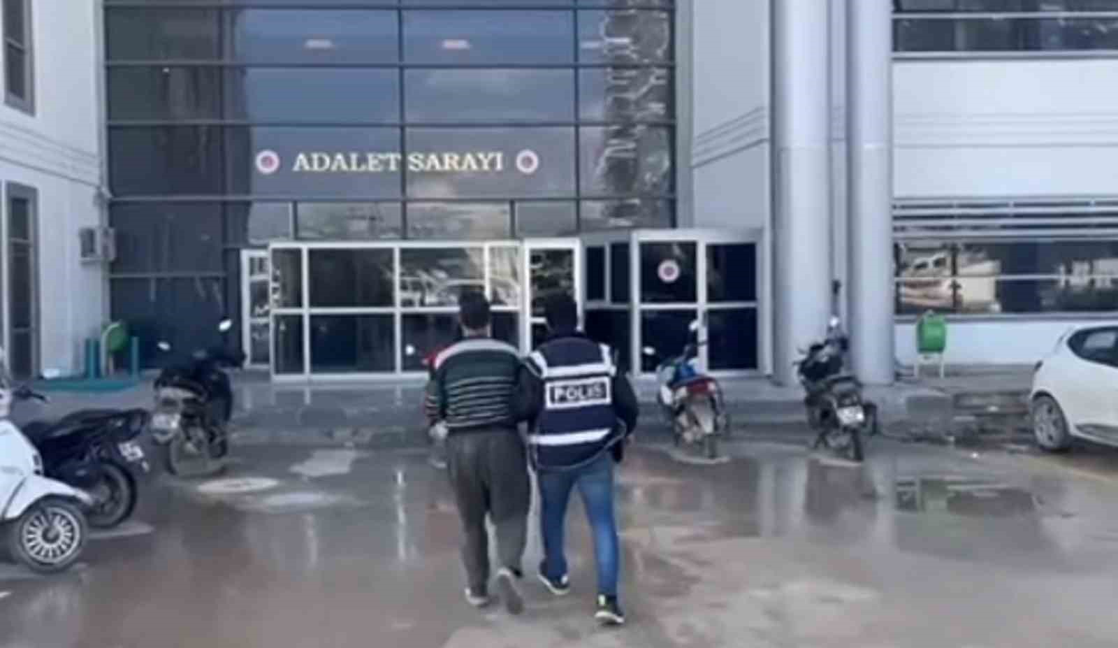 Hatay&rsquo;da hapis cezaları nedeniyle aranan 5 kişi tutuklandı
