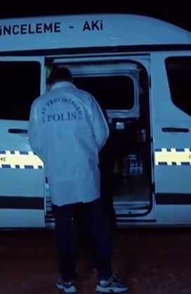 Antalya&rsquo;da 20 yerinden bı&ccedil;aklayarak &ouml;ld&uuml;rd&uuml;ğ&uuml; gencin telefonunu foseptik &ccedil;ukuruna atmış
