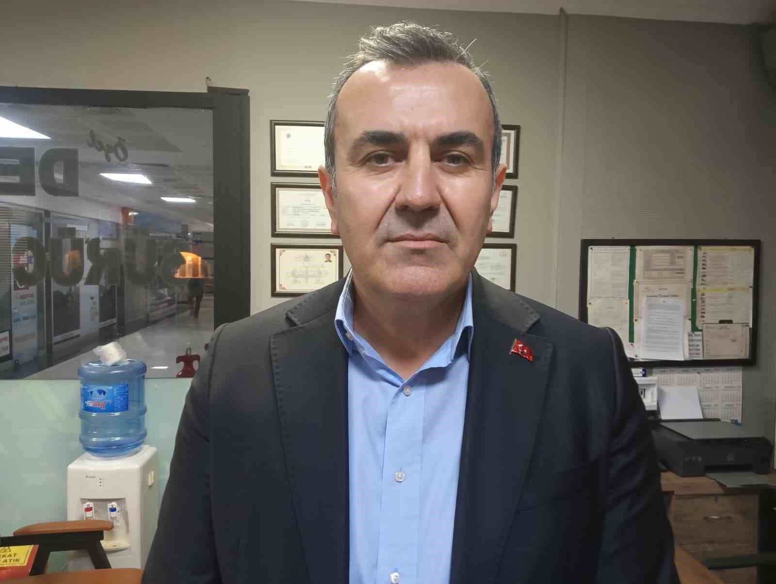 Ankara&rsquo;da s&uuml;r&uuml;c&uuml; eğitmenin karıştığı kavgayla ilgili &ccedil;alıştığı kurumun sahibinden a&ccedil;ıklama: "Hocamız kalbinden rahatsız olmasını belirtmesine rağmen saldırgan tarafından darp edilmiş"
