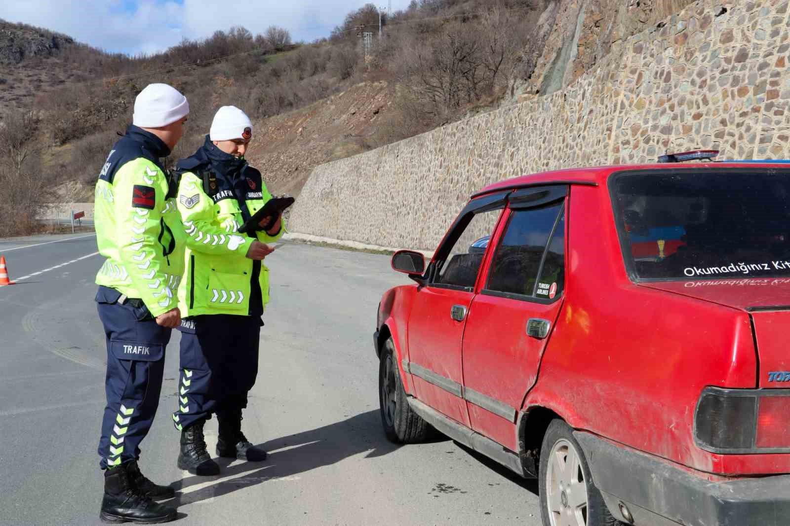 Ordu’da jandarma aranması bulunan 53 şüpheliyi yakaladı, 26’sı tutuklandı