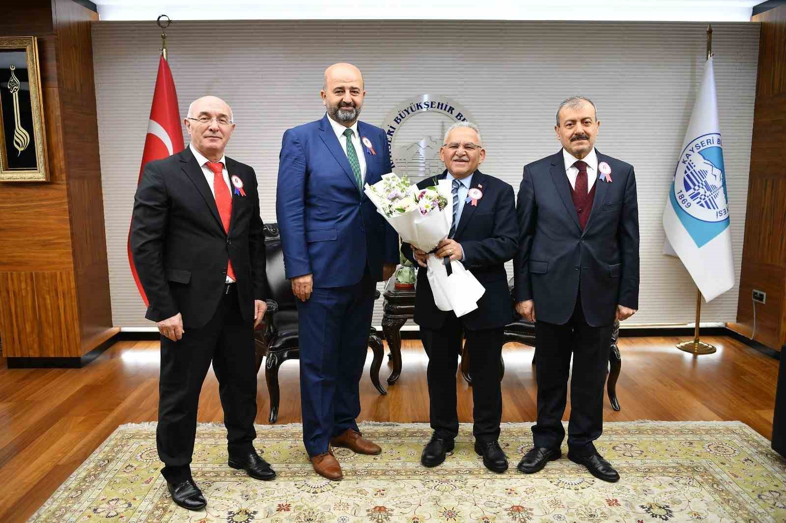 Başkan B&uuml;y&uuml;kkılı&ccedil;&rsquo;a 37. Vergi Haftası ziyareti
