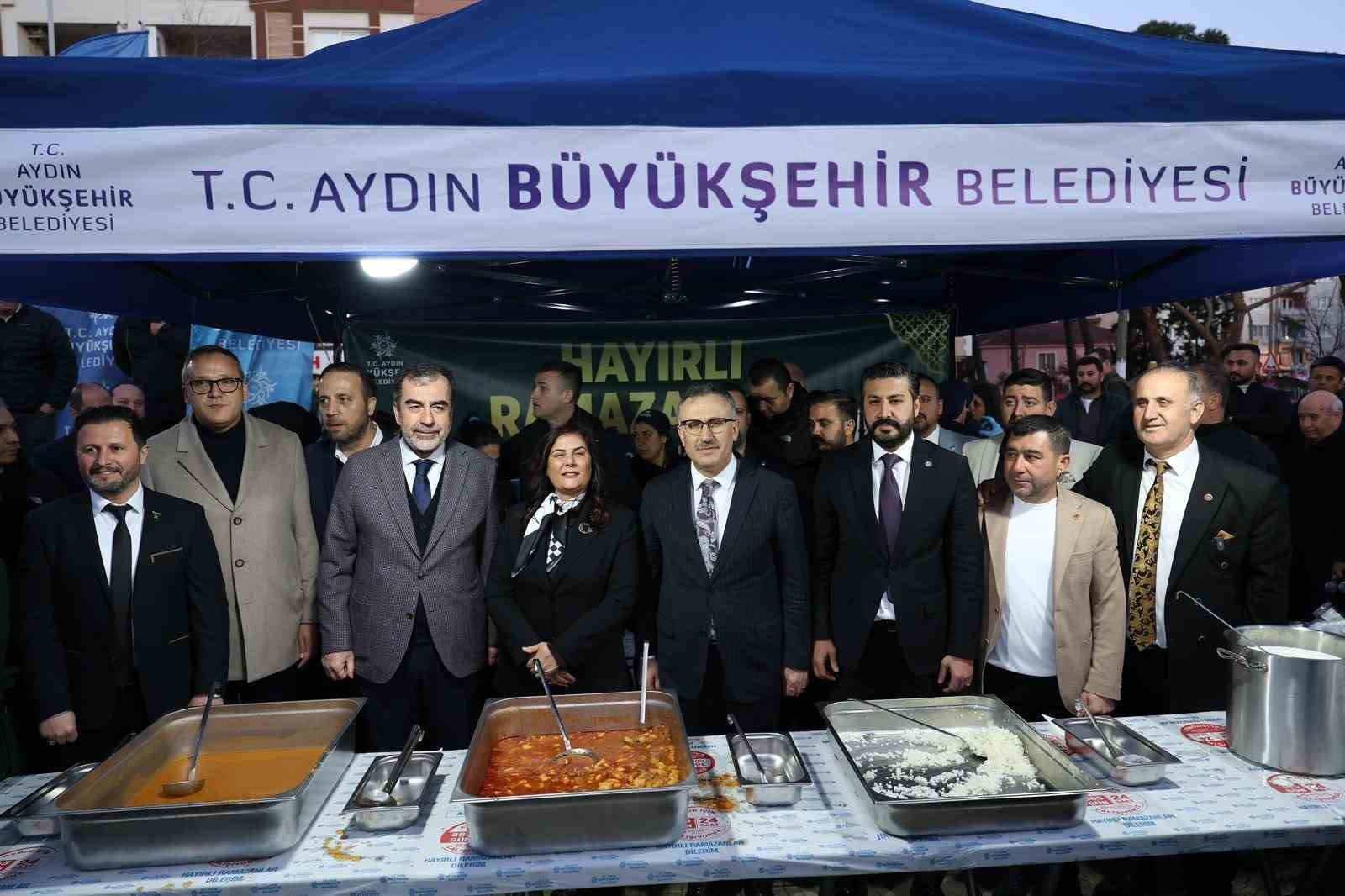 Başkan Çerçioğlu, İncirliova’da vatandaşlarla iftar sofrasında buluştu