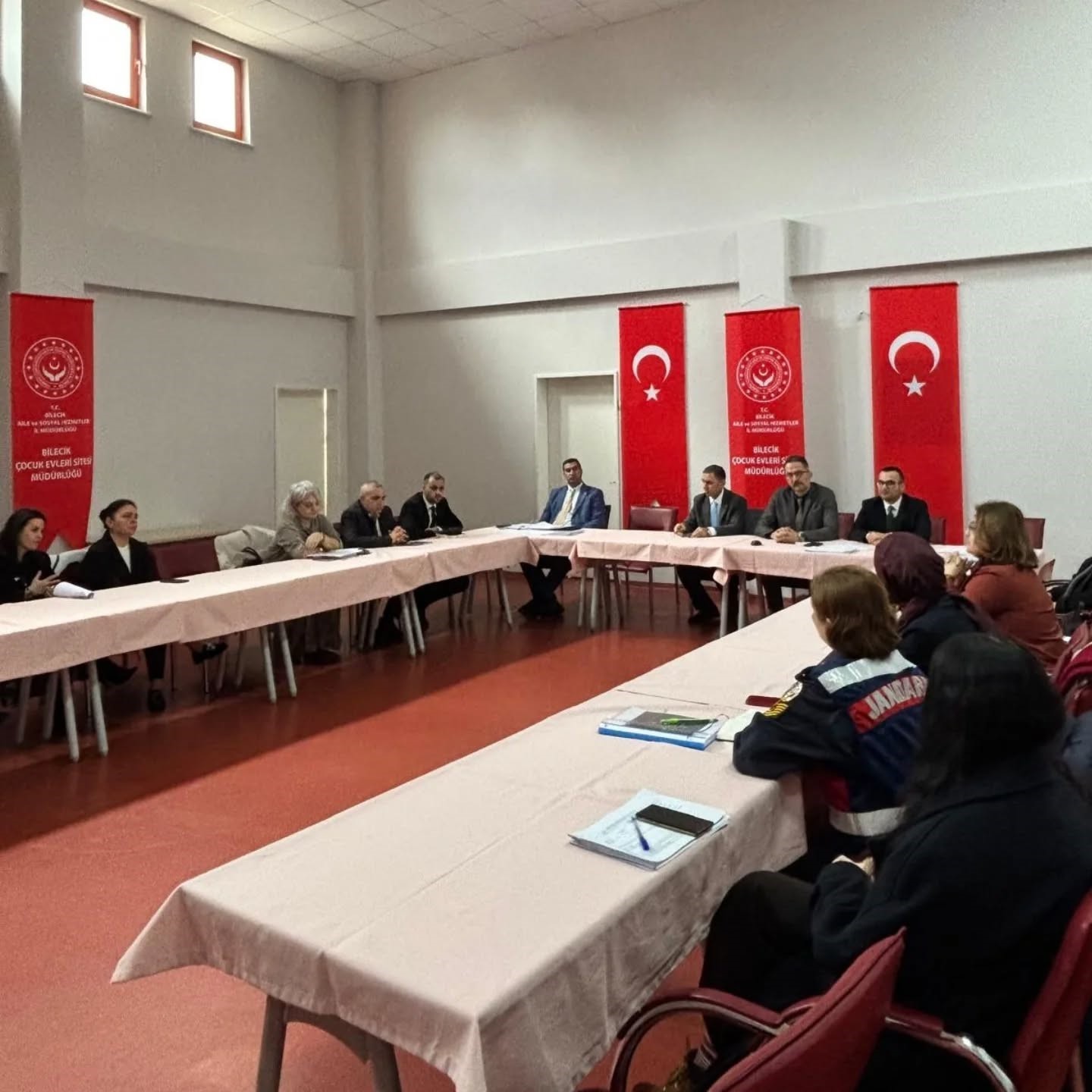 Bilecik&rsquo;te kadına y&ouml;nelik şiddete karşı yol haritası masaya yatırıldı
