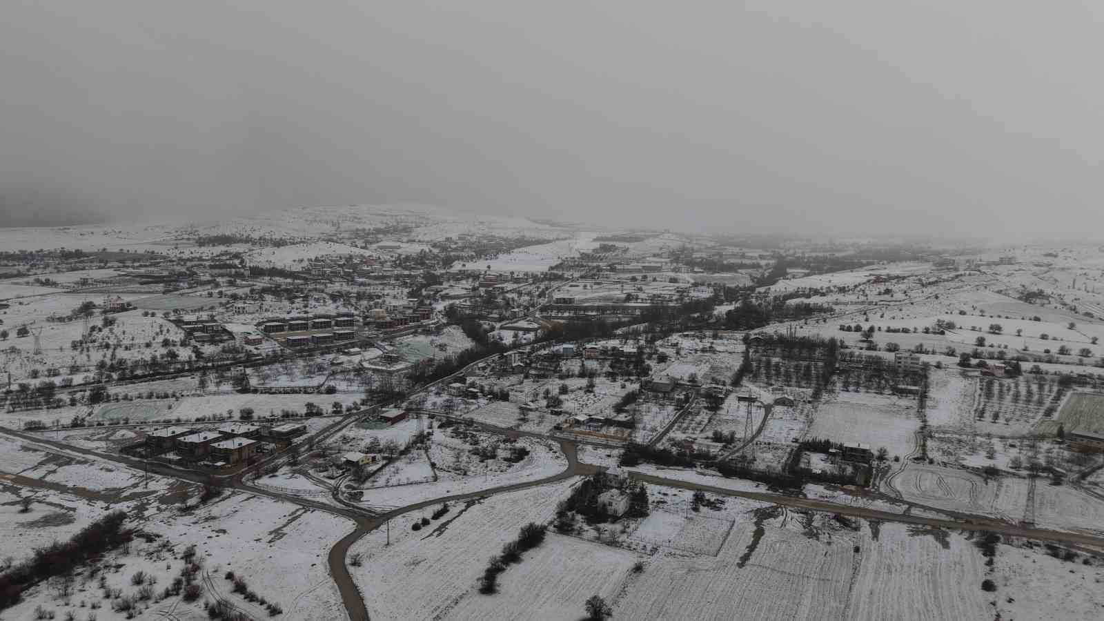 Beyaza bürünen Elazığ havadan görüntülendi