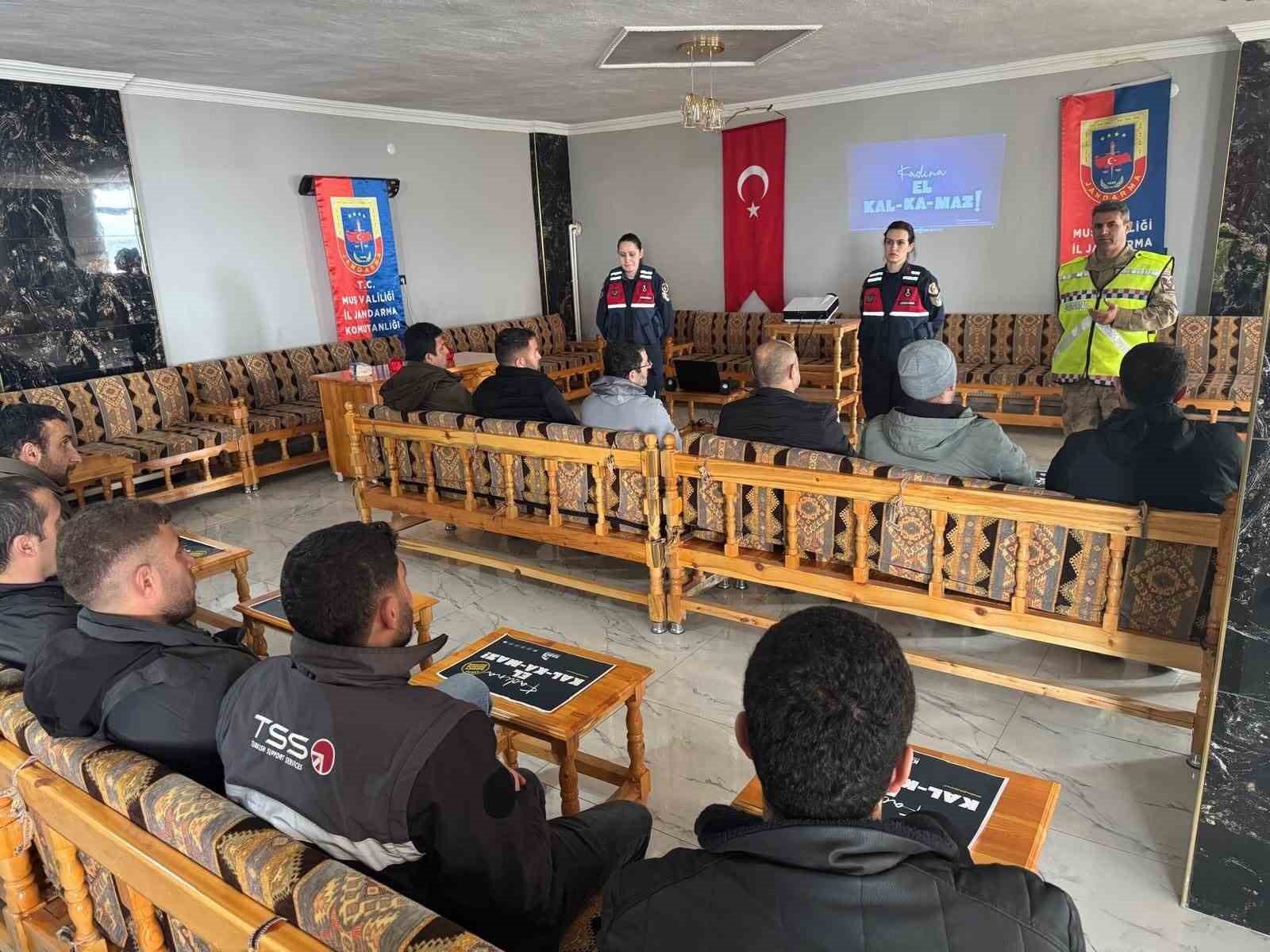 Muş&rsquo;ta kadına y&ouml;nelik şiddetle m&uuml;cadele i&ccedil;in bilin&ccedil;lendirme &ccedil;alışması
