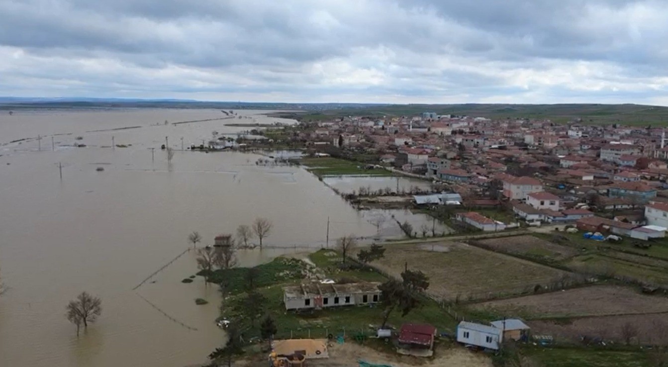 Edirne&rsquo;de taşkının izleri havadan g&ouml;r&uuml;nt&uuml;lendi
