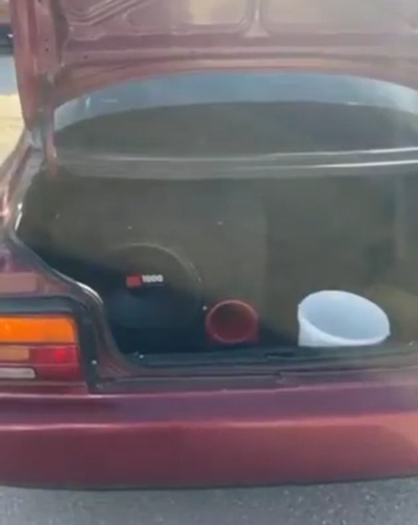 Abartı egzoz ve ses sitemi ile g&uuml;r&uuml;lt&uuml; yapan 90 s&uuml;r&uuml;c&uuml;ye ceza
