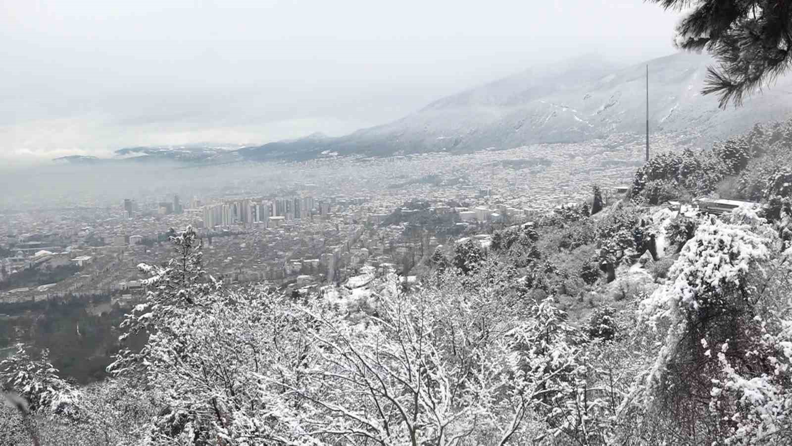 Uludağ&rsquo;a &ccedil;ıkanlara jandarma izin vermedi
