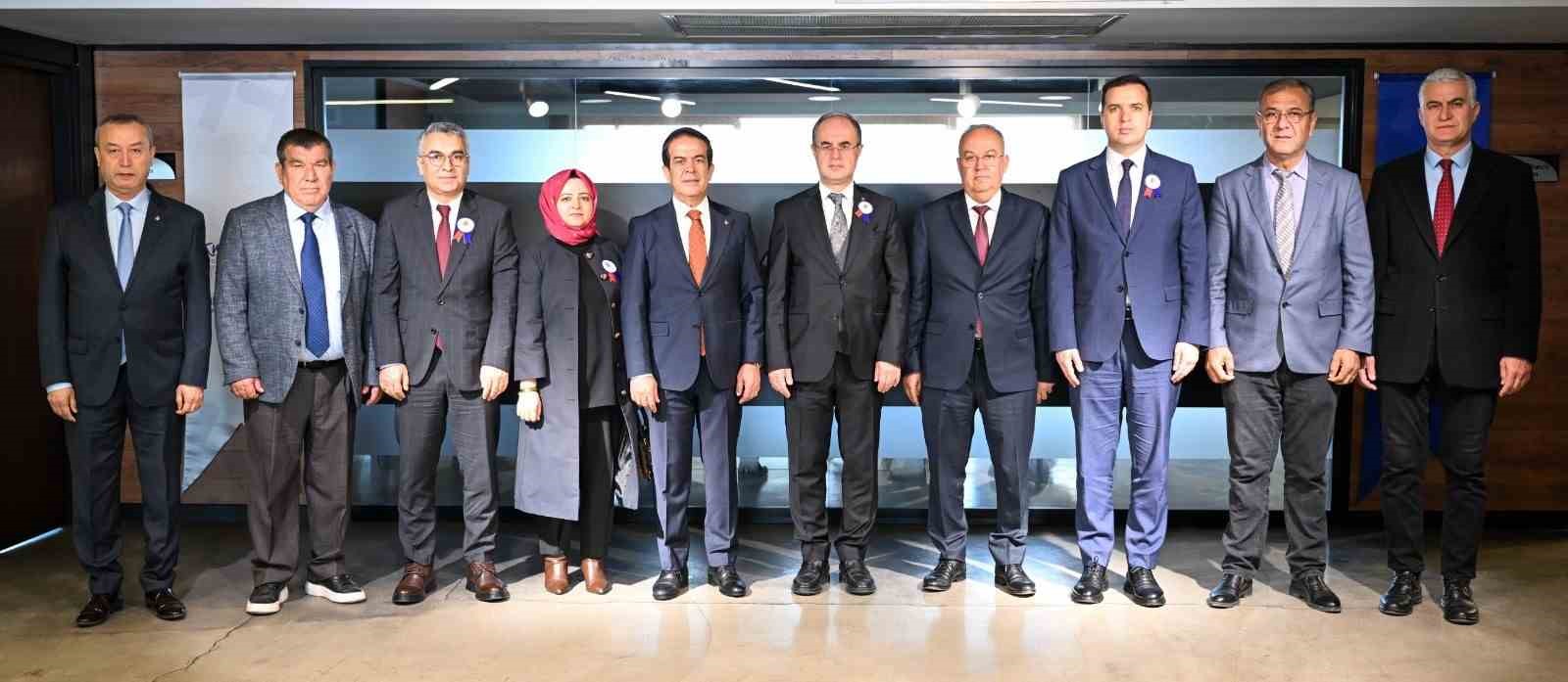 Antalya Defterdarı Karayılan: "Antalya vergi tahsilatında T&uuml;rkiye&rsquo;de ilk 6&rsquo;da"
