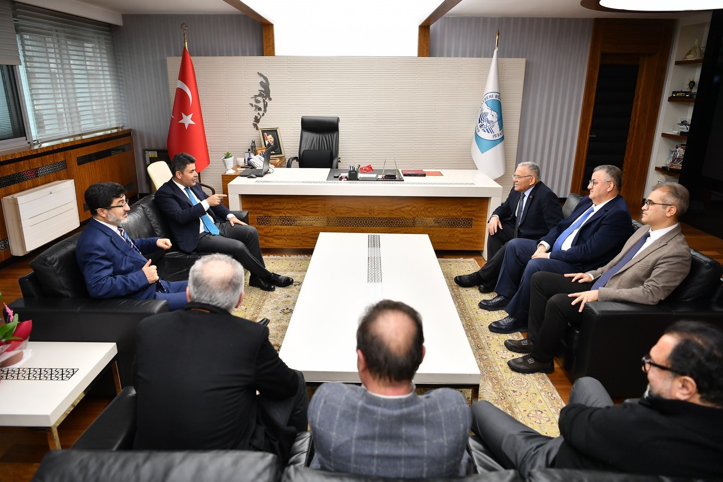 Başkan B&uuml;y&uuml;kkılı&ccedil;, Bakan Yardımcısı Poyraz ve Genel M&uuml;d&uuml;r Eyig&uuml;n&rsquo;&uuml; konuk etti
