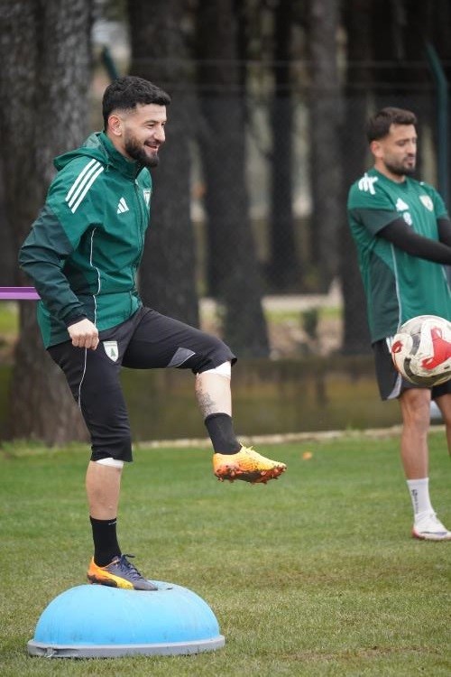 Muğlaspor, Erzincan ma&ccedil;ı hazırlıklarını s&uuml;rd&uuml;r&uuml;yor
