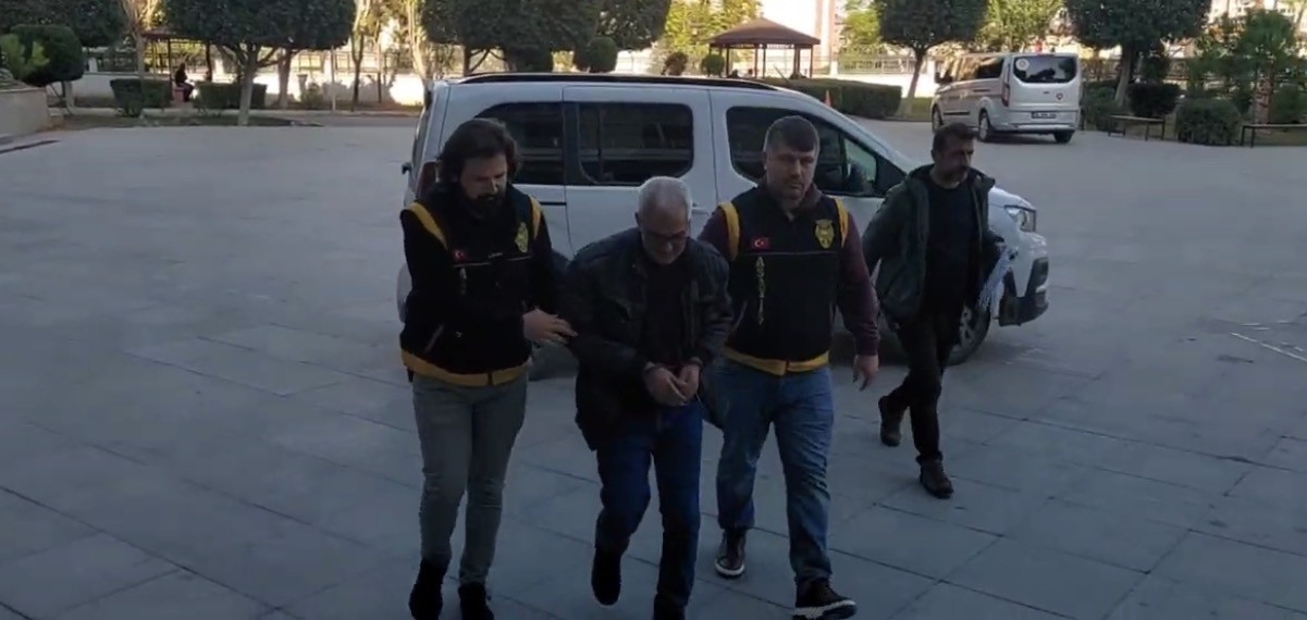 Mersin&rsquo;de eşini &ouml;ld&uuml;ren sanığa m&uuml;ebbet hapis cezası
