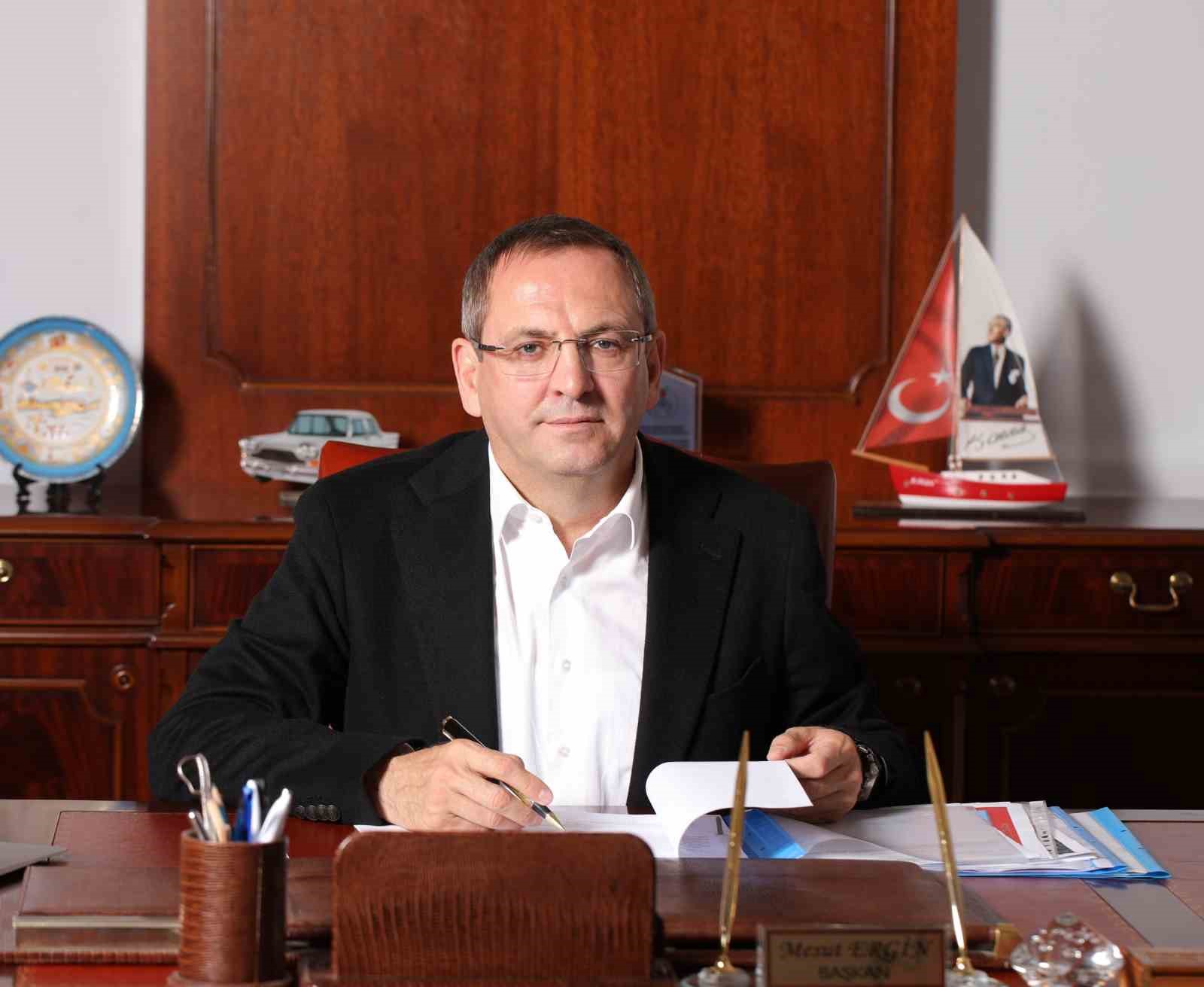 Ayvalık asfaltını artık kendi &uuml;retecek
